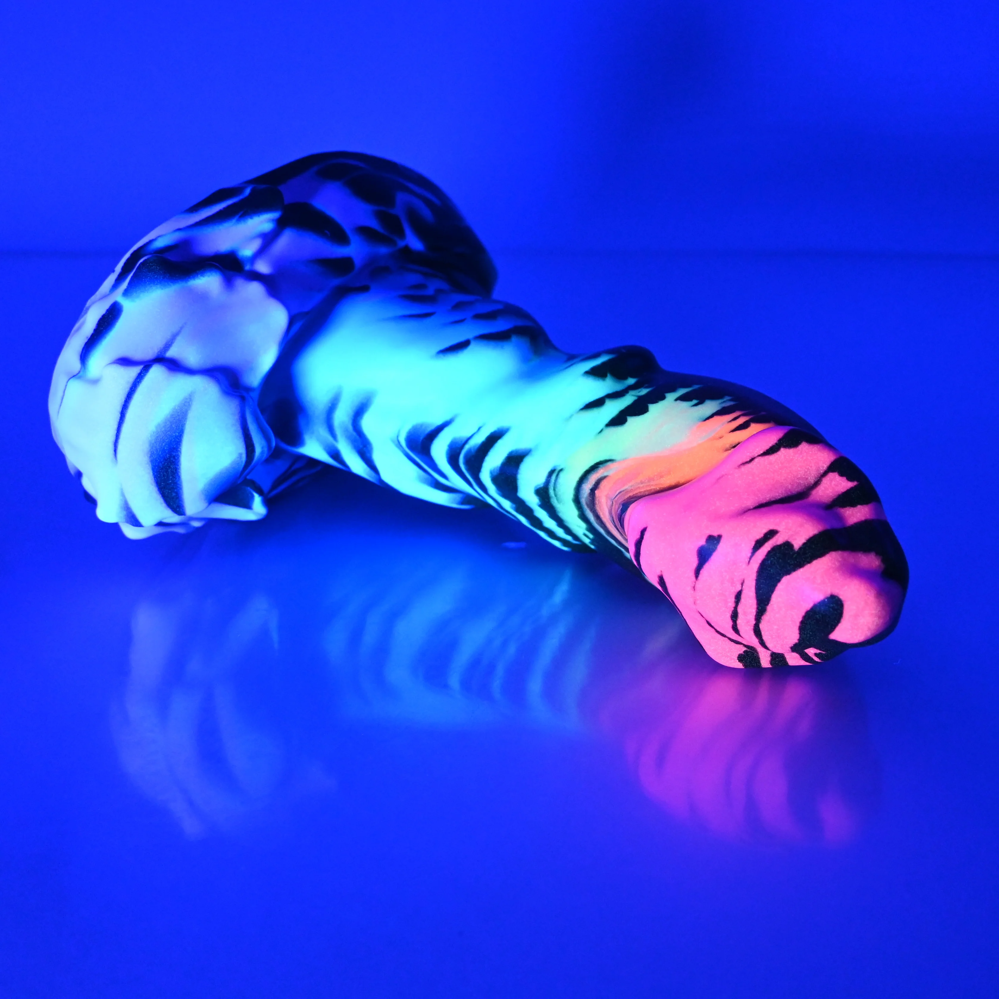 R3SCQ23 Oberon Medium 0030 UV GITD - Image 3