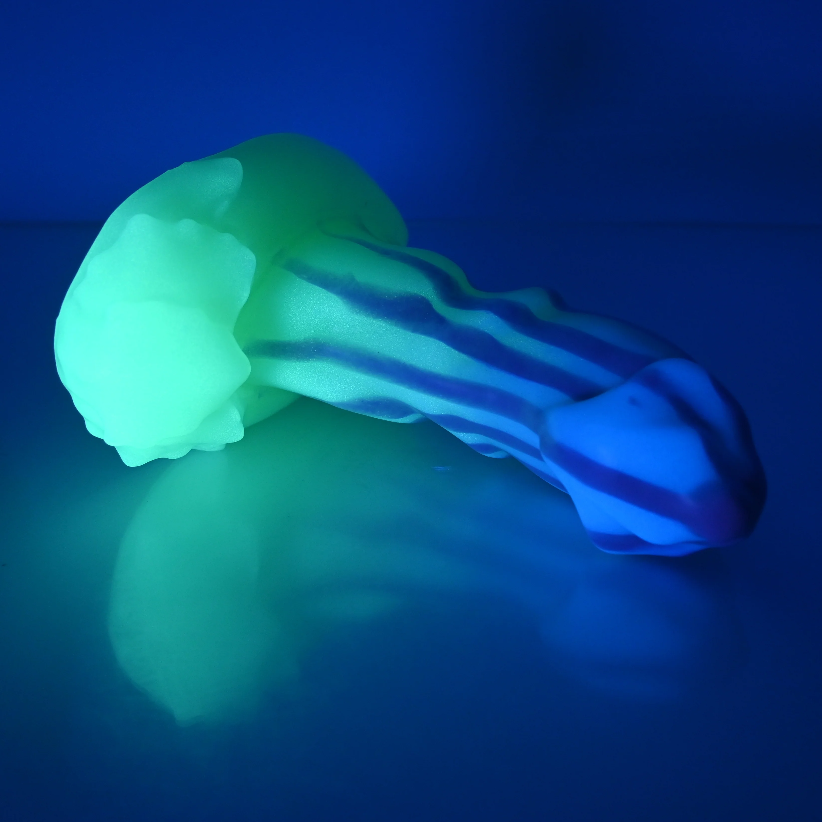 R3SCQ21 Oberon Medium 0030 UV GITD - Image 3