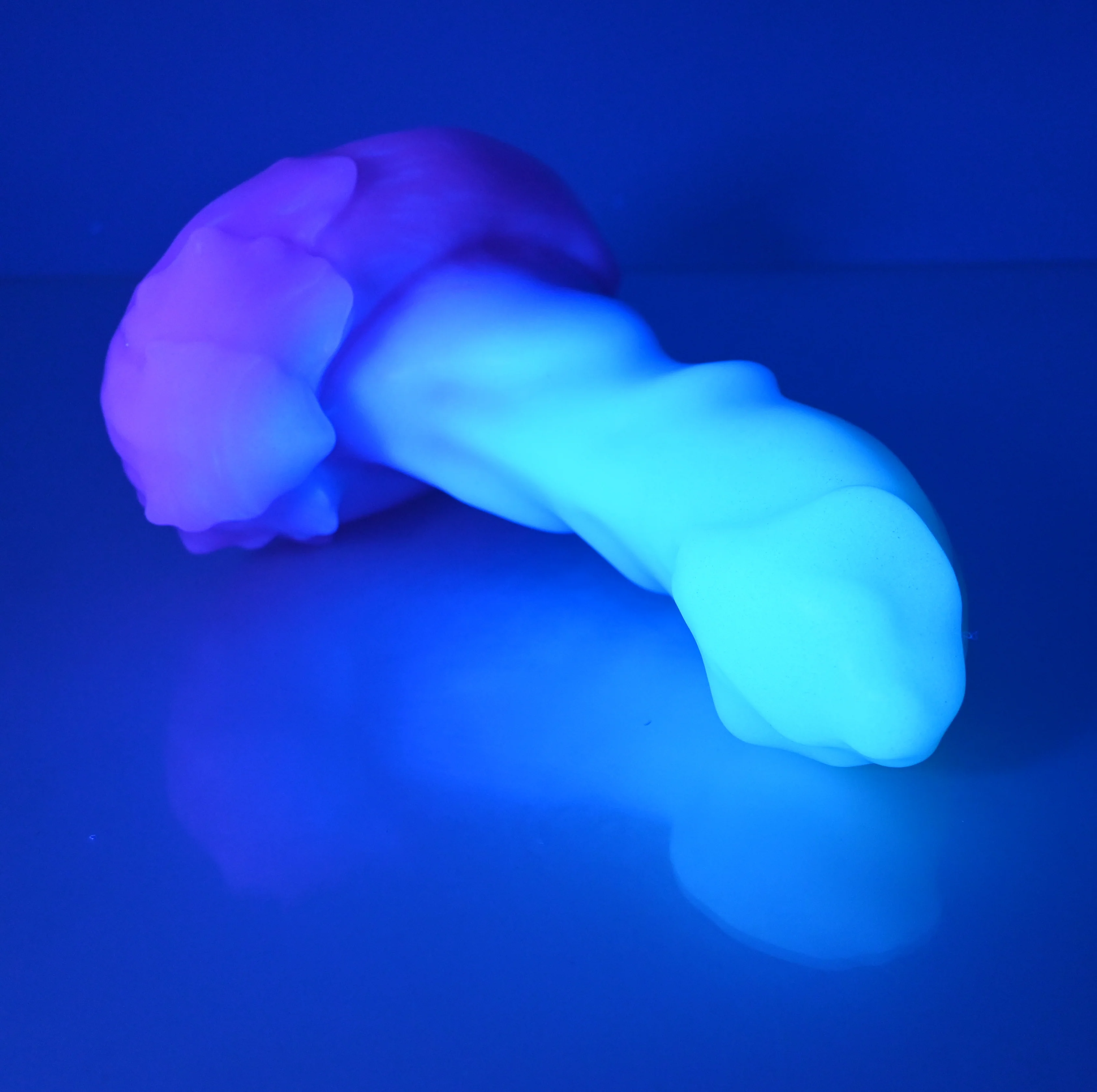 R3XCW82 Oberon Medium 0020 UV GITD - Image 3