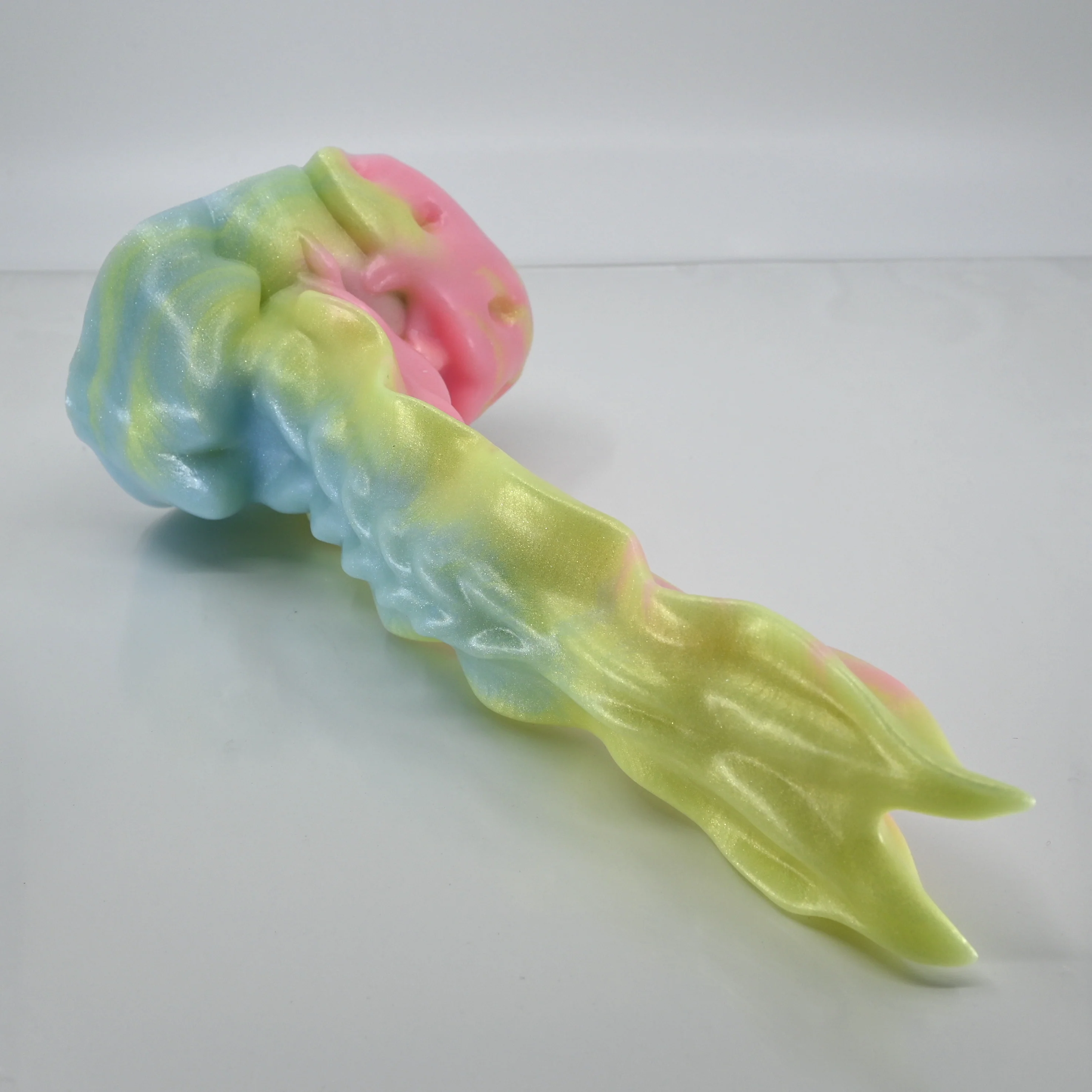 V3MBJ66 Snark's Maw Medium Medium UV GITD - Image 2