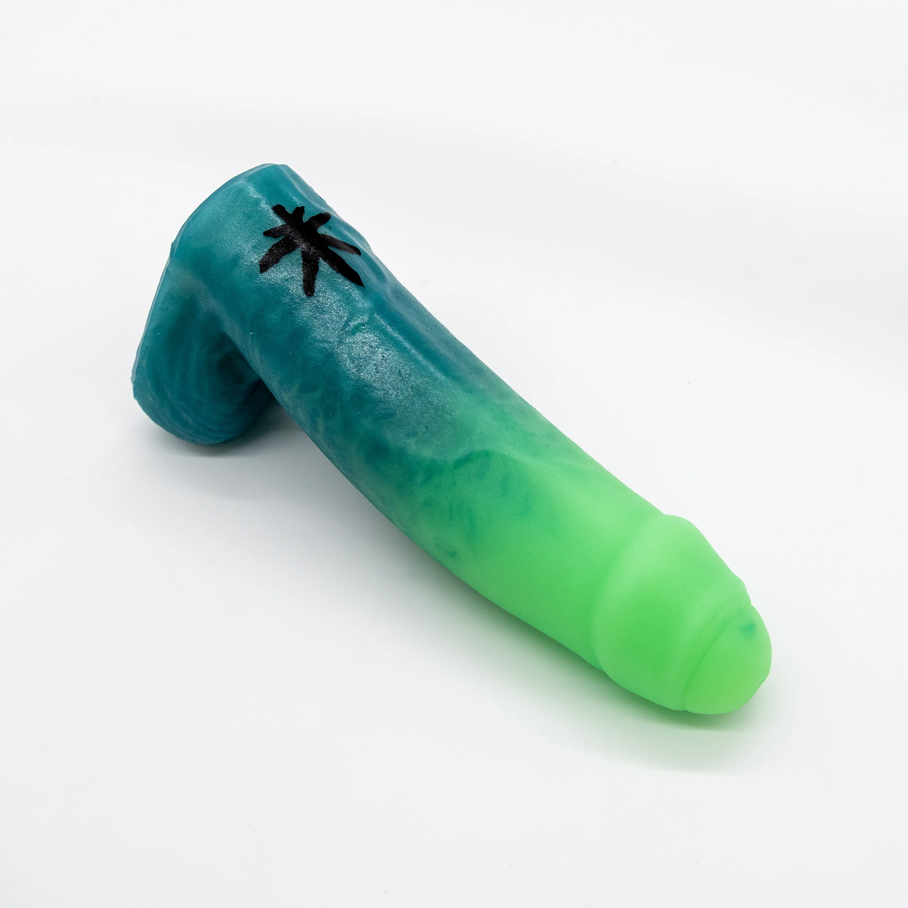 R3MJQ37 Orion Medium 0050 UV GITD GOBLIN HOLE