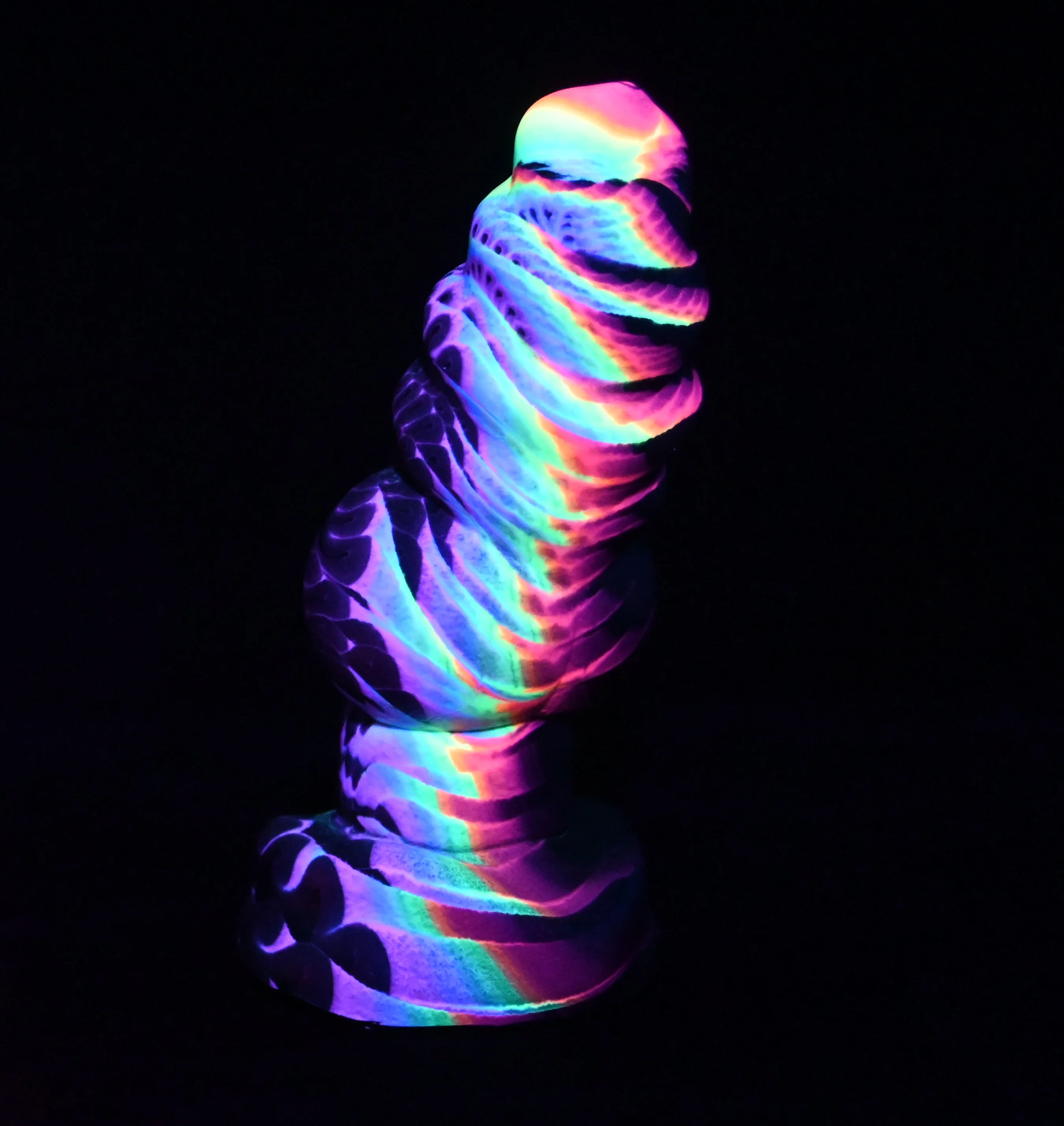 P2XAW06 Pluto Small Super Soft UV GITD - Image 3