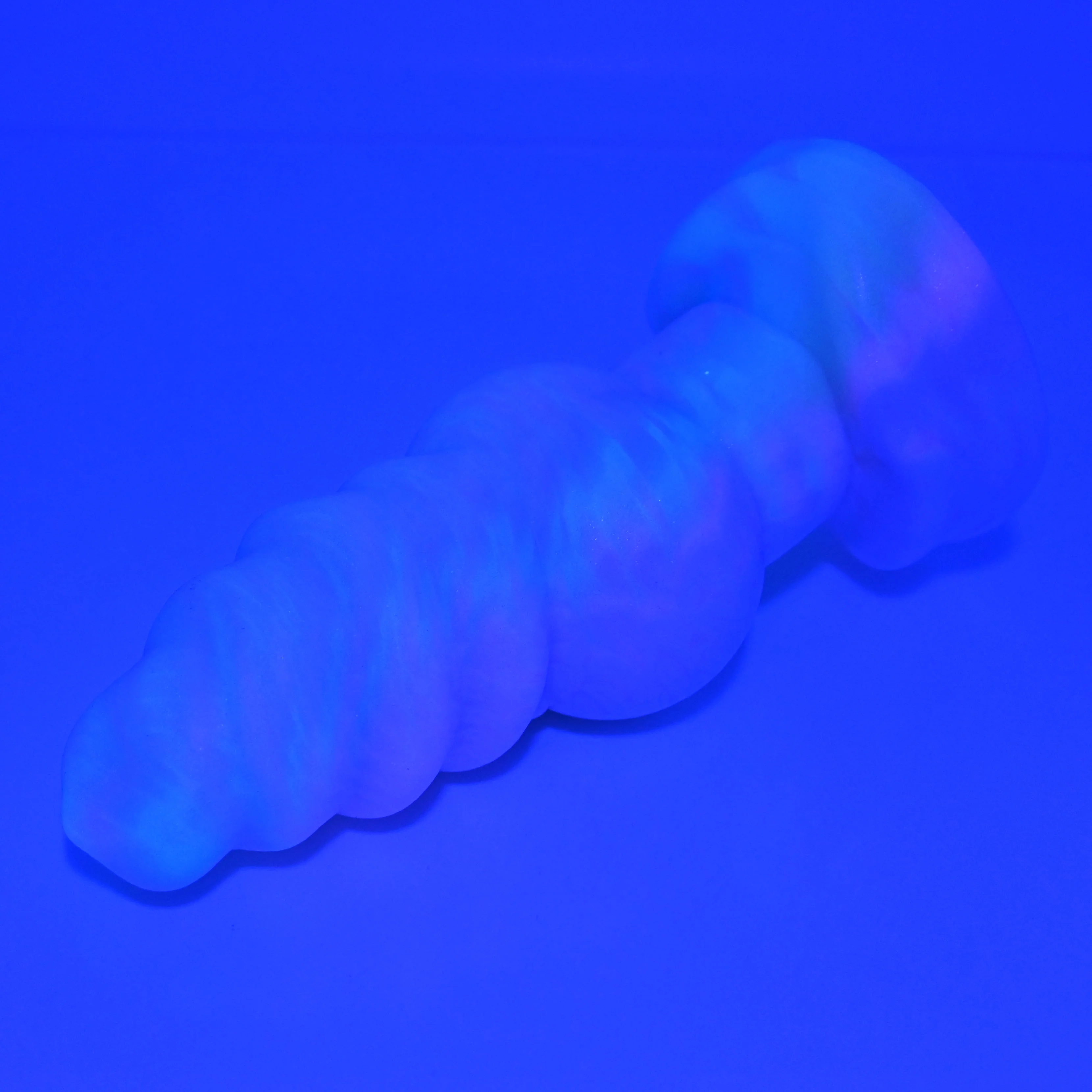 P3MBA64 Pluto Medium Medium UV GITD - Image 3