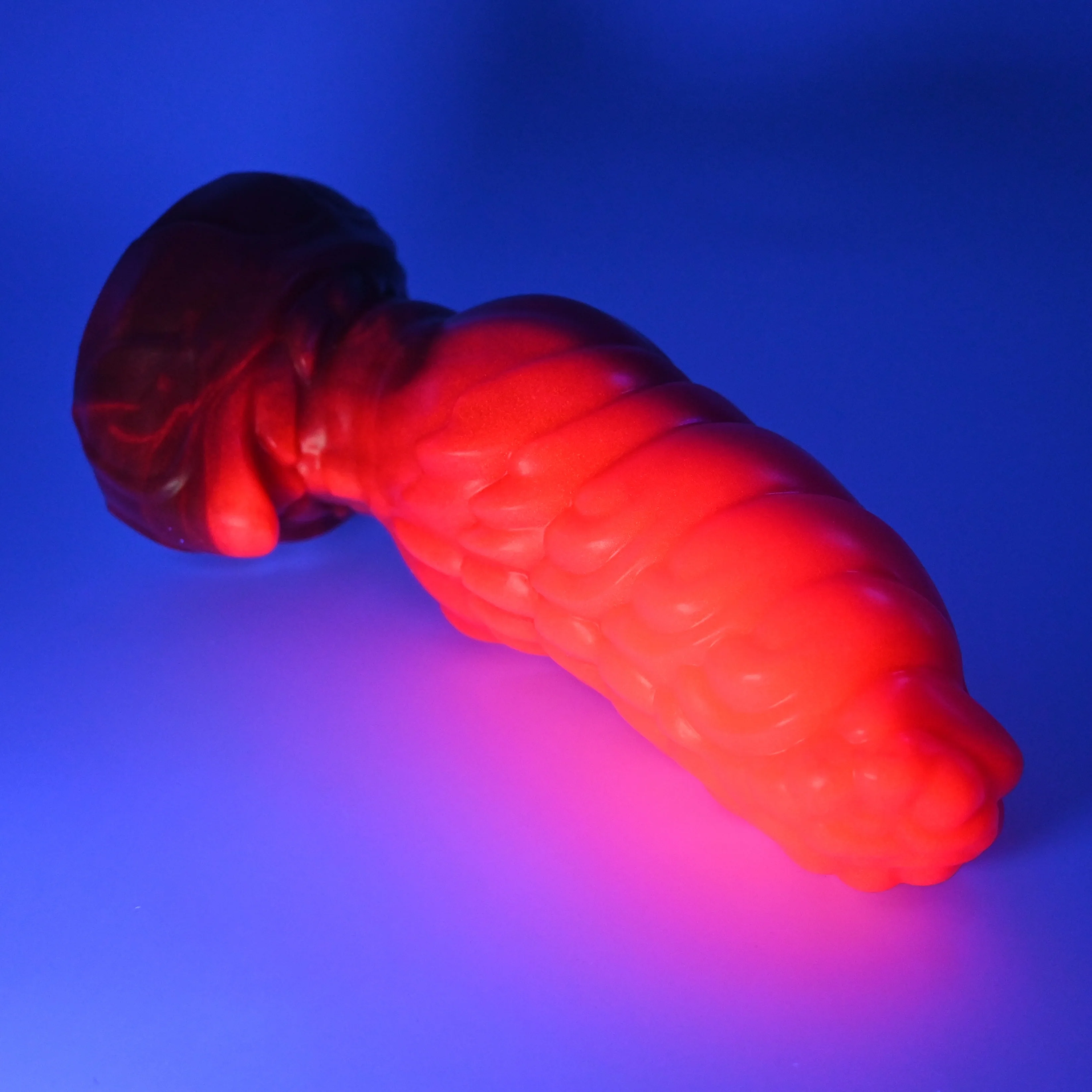 P4SGQ08 Pluto Large 0030 UV GITD - Image 3