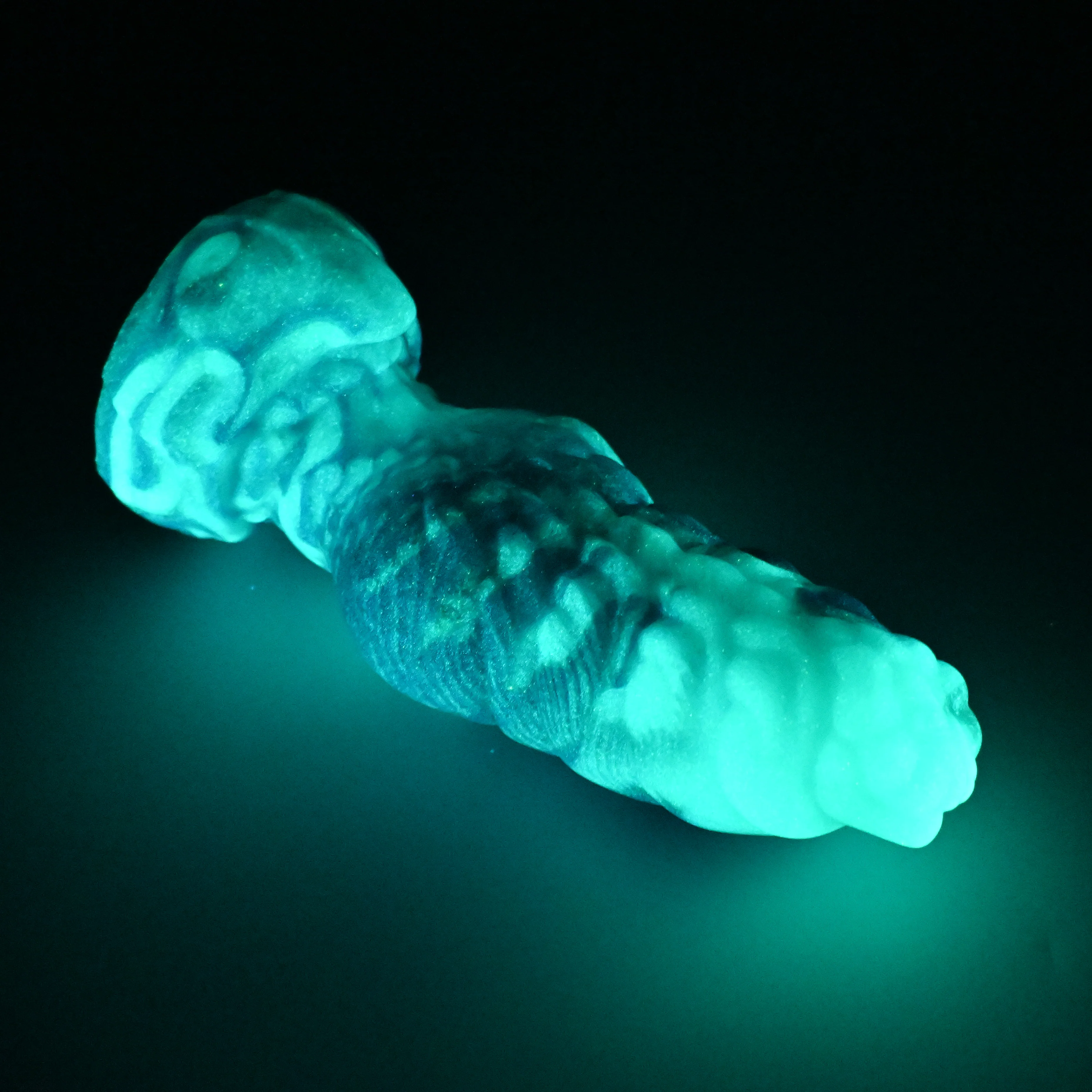 P4MHV41u Pluto Large 0050 UV GITD GHU - Image 4