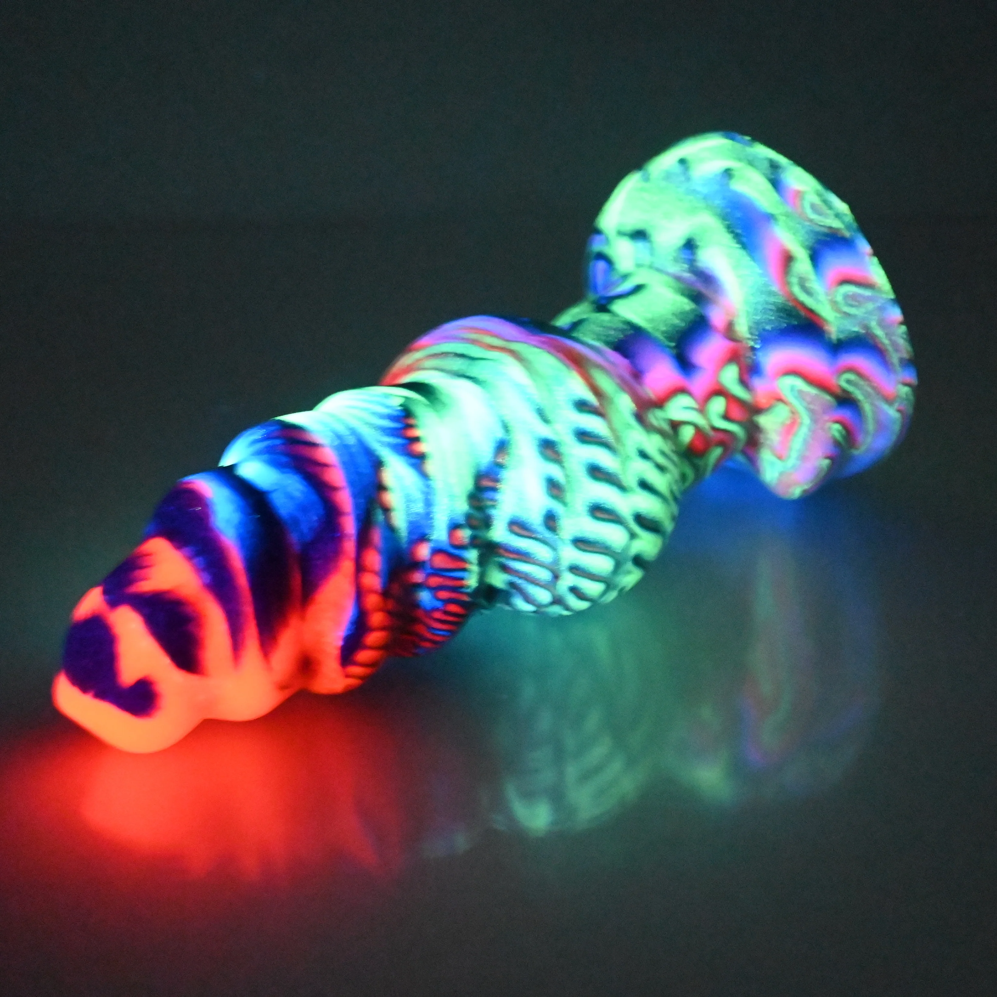 P3MCV46 Pluto Medium 0050 UV GITD - Image 4