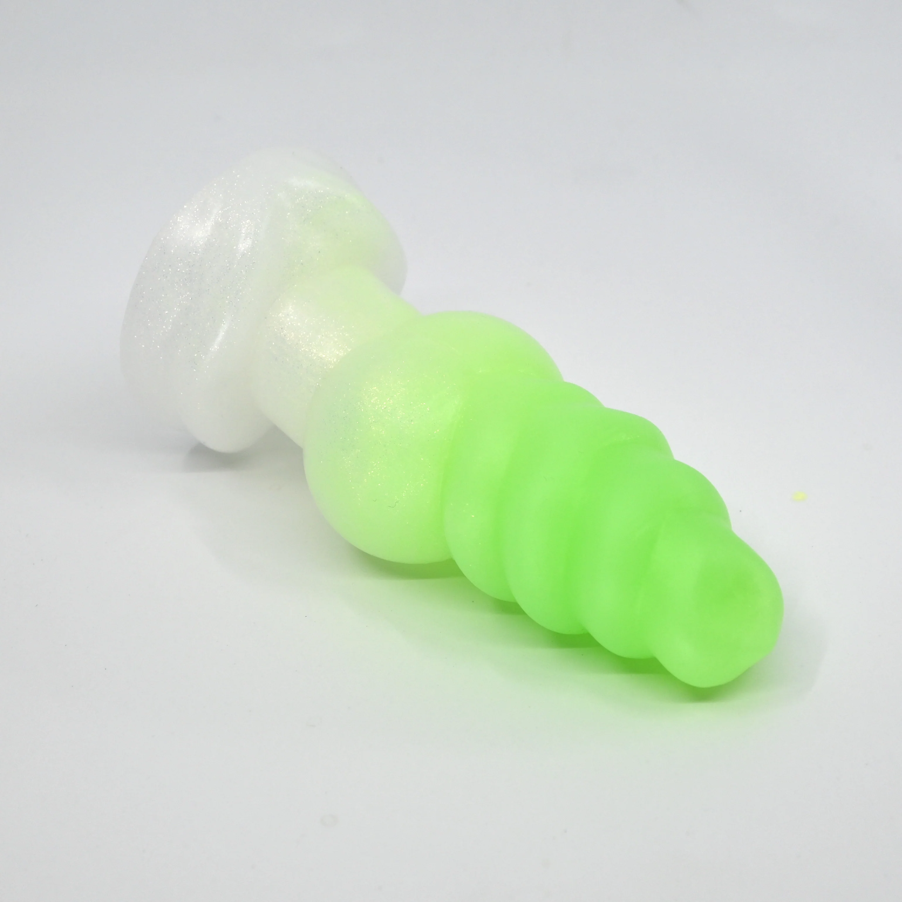 P1SFW28 Pluto Mini 0030 UV GITD