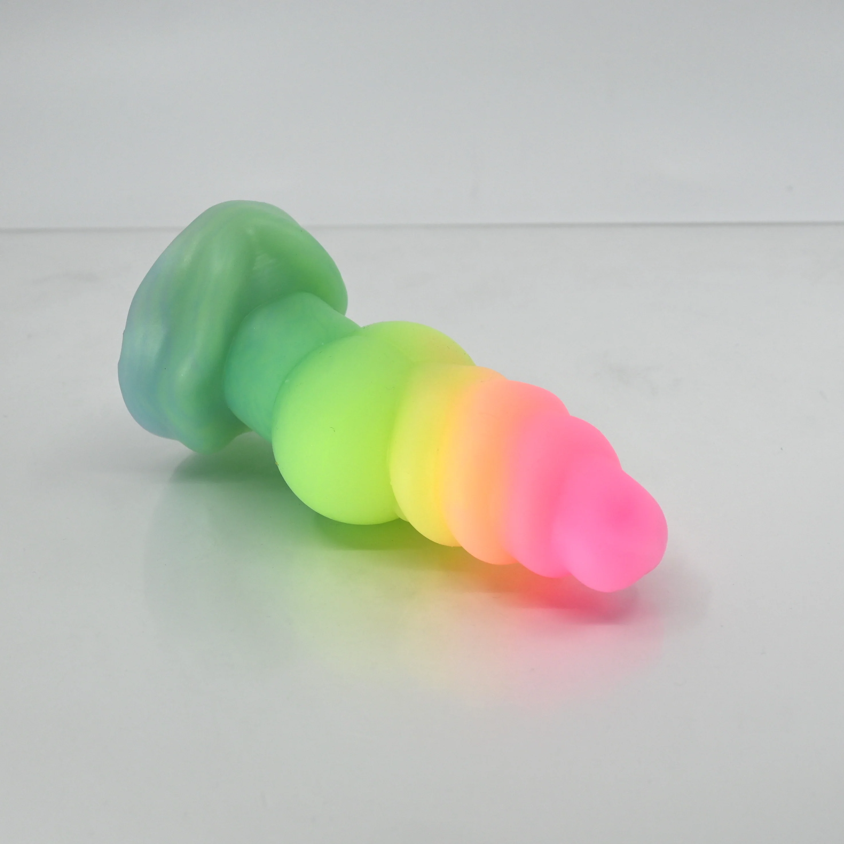 P1SDB36 Pluto Mini 0030 UV GITD