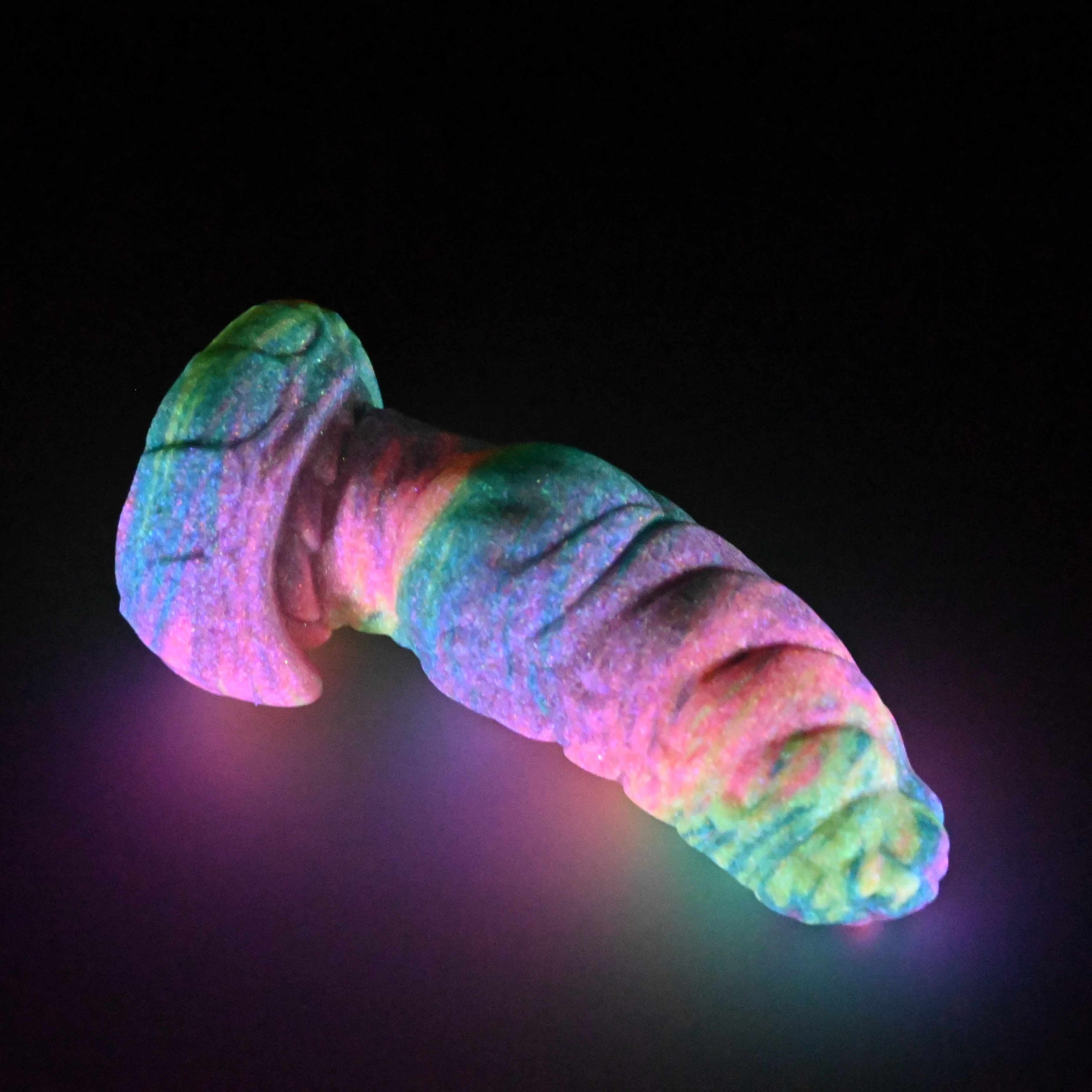 P2SHF81 Pluto Small 0030 UV GITD - Image 4