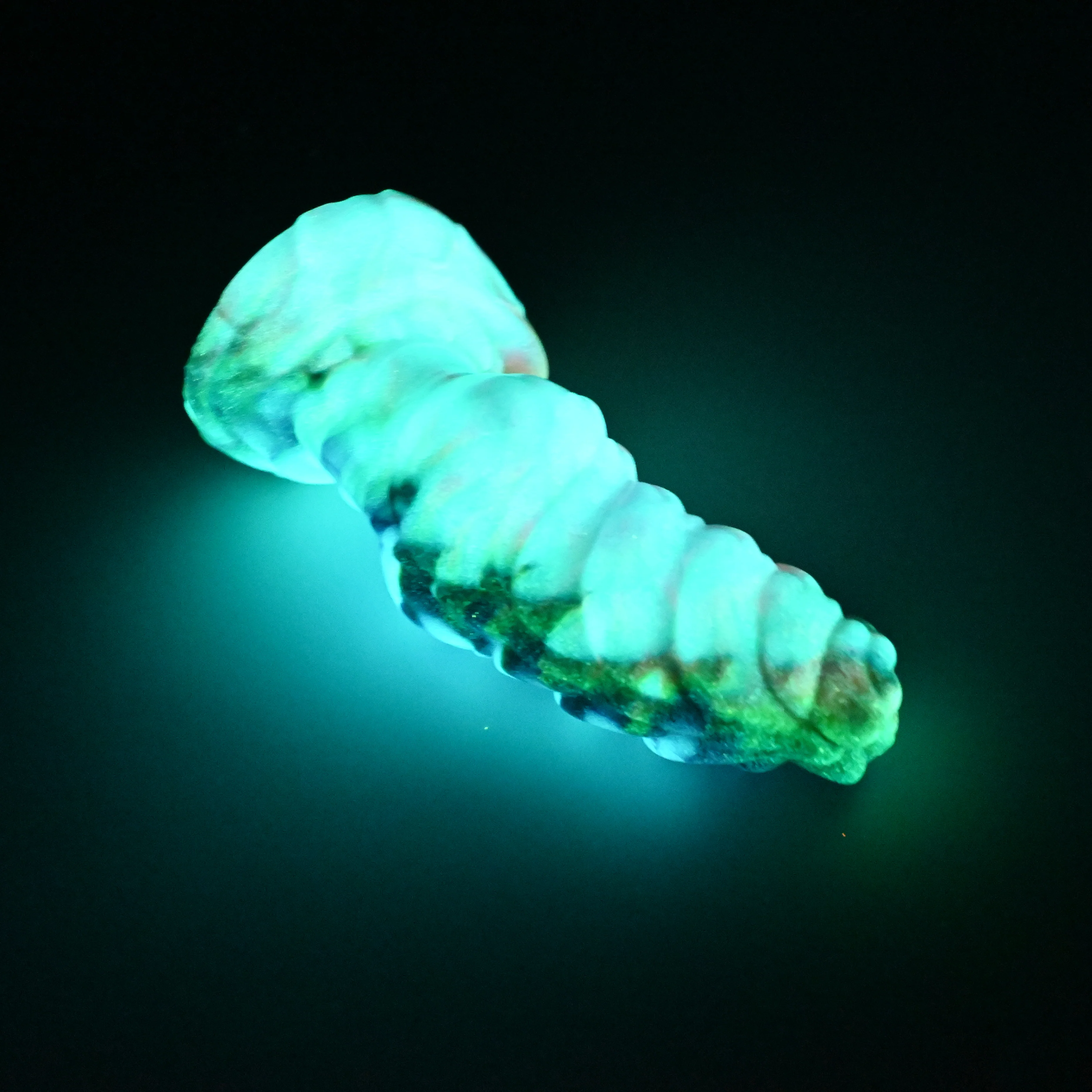 P2SHX02 Pluto Small 0030 UV GITD - Image 4