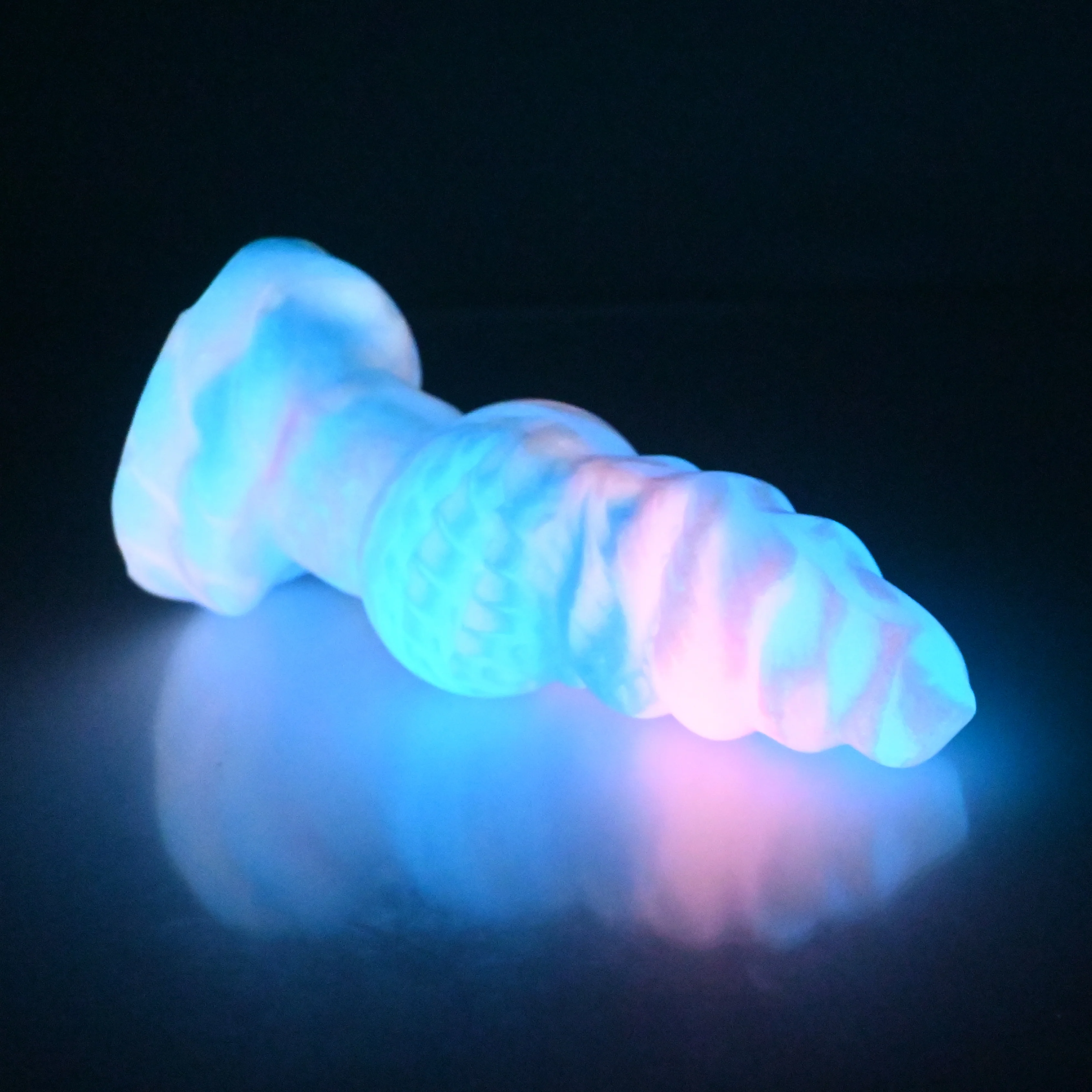 P2MCY05 Pluto Small 0050 UV GITD - Image 4
