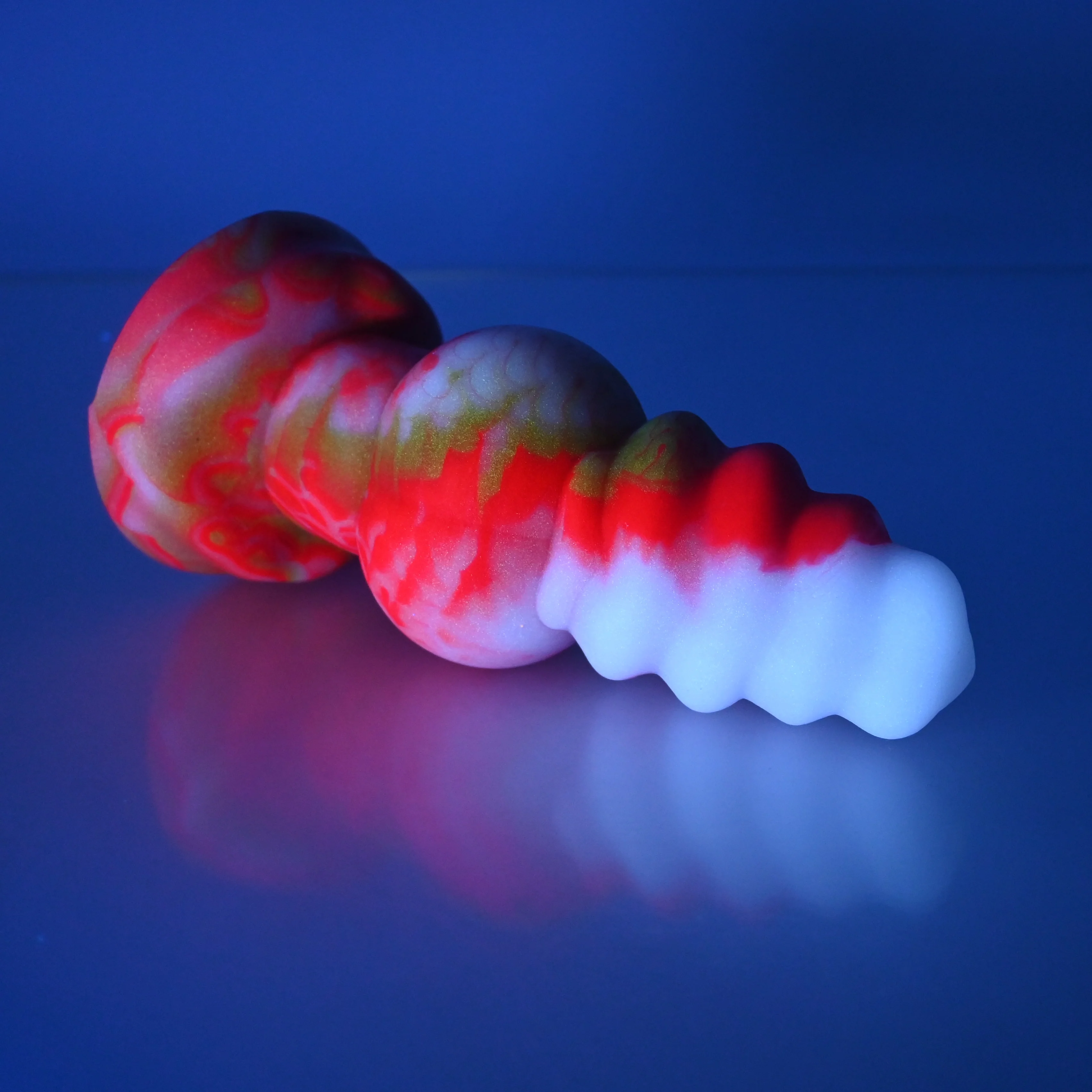 P2MDB33 Pluto Small 0050 UV GITD - Image 3