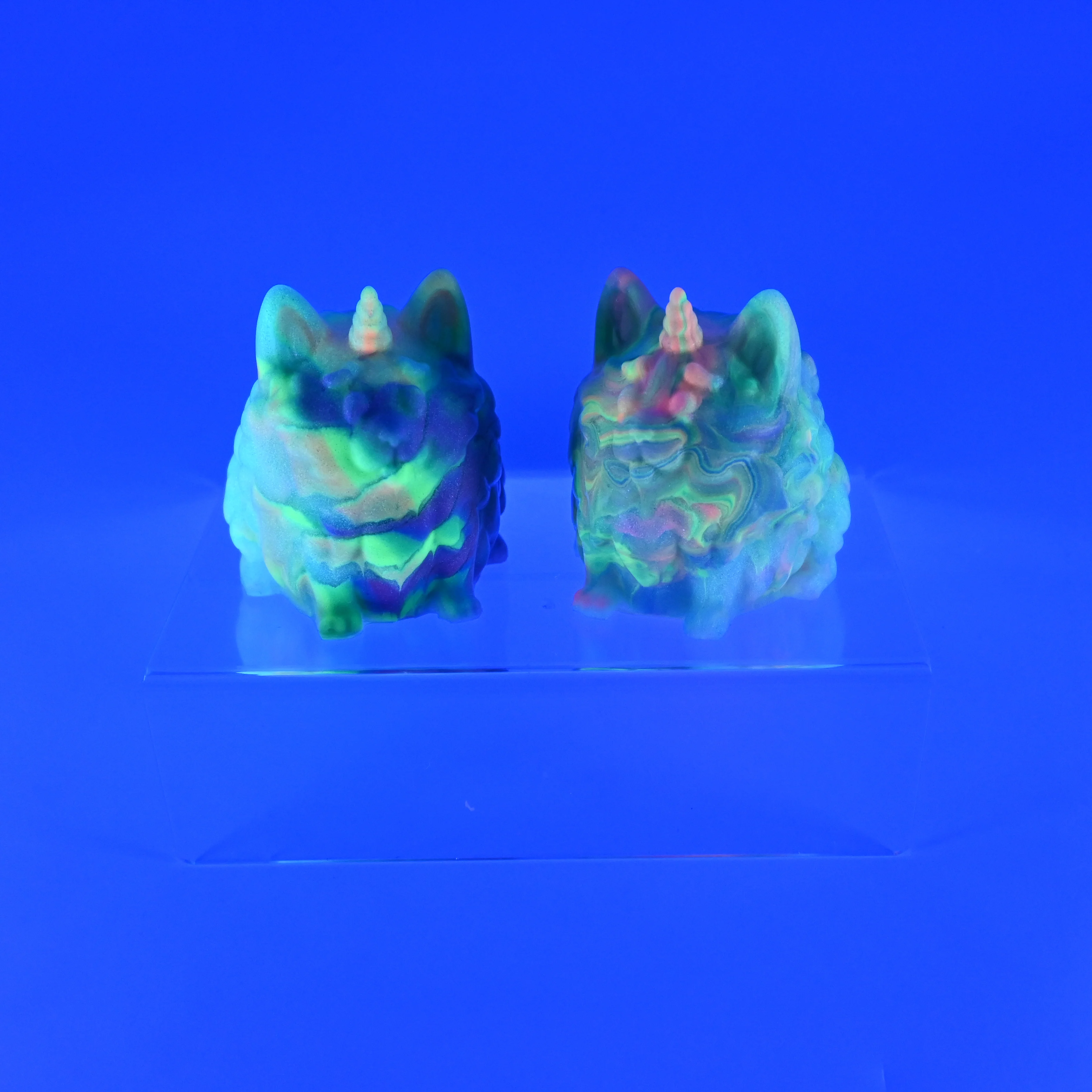 Puppicorn 0030 UV GITD - Image 2