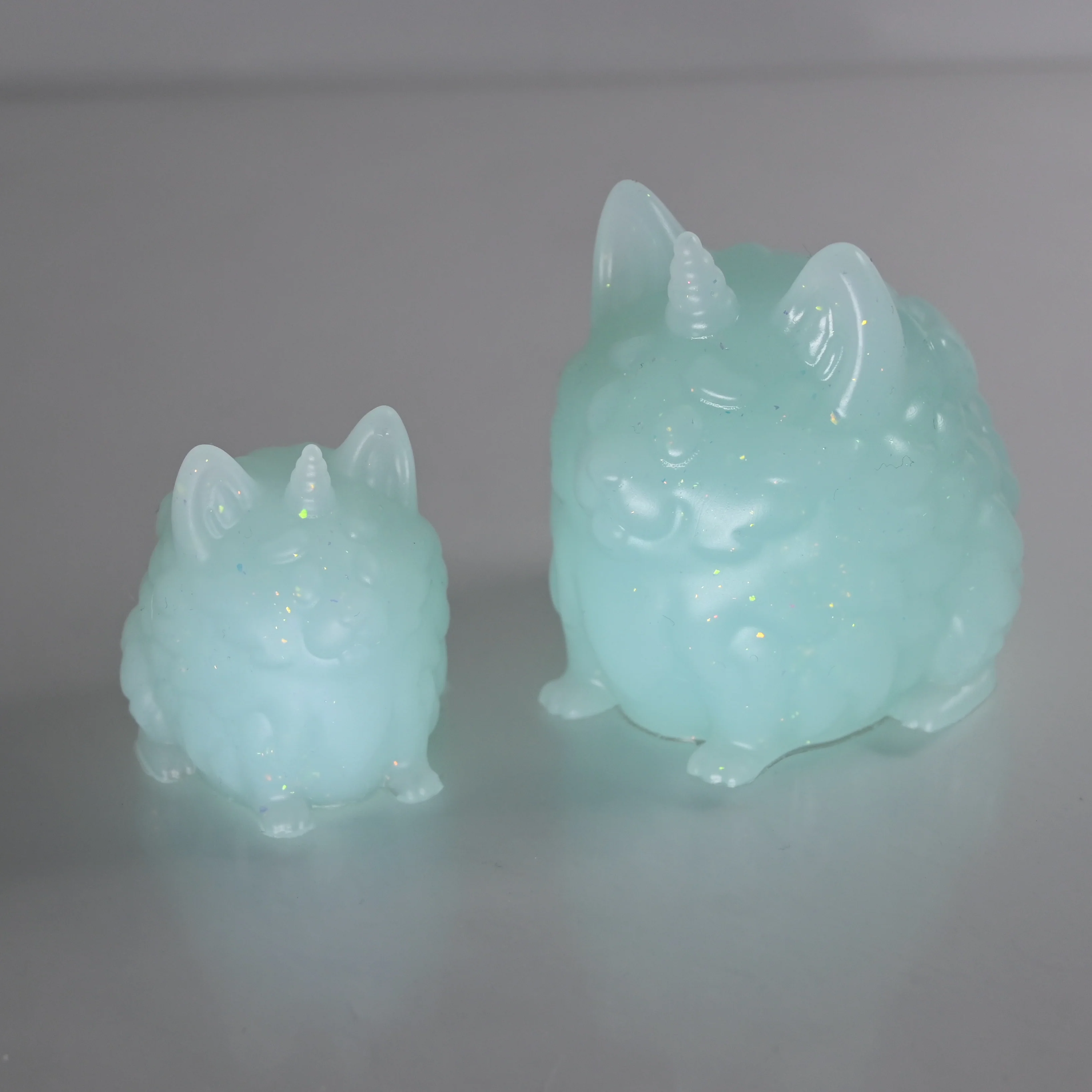 2PPDC28 Puppicorn Pair 0020