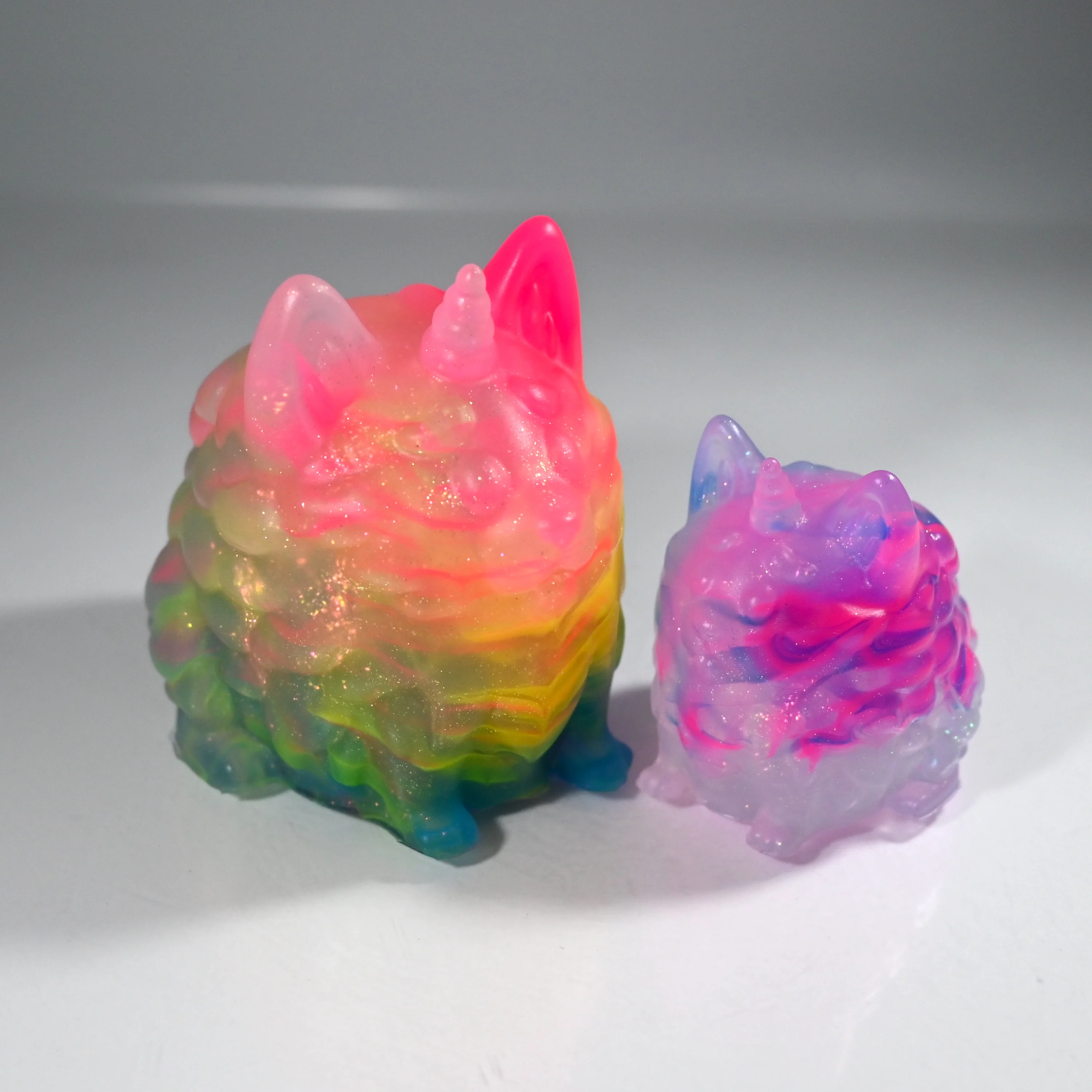 2PPDN72 Puppicorn Pair NC 0031 UV CS