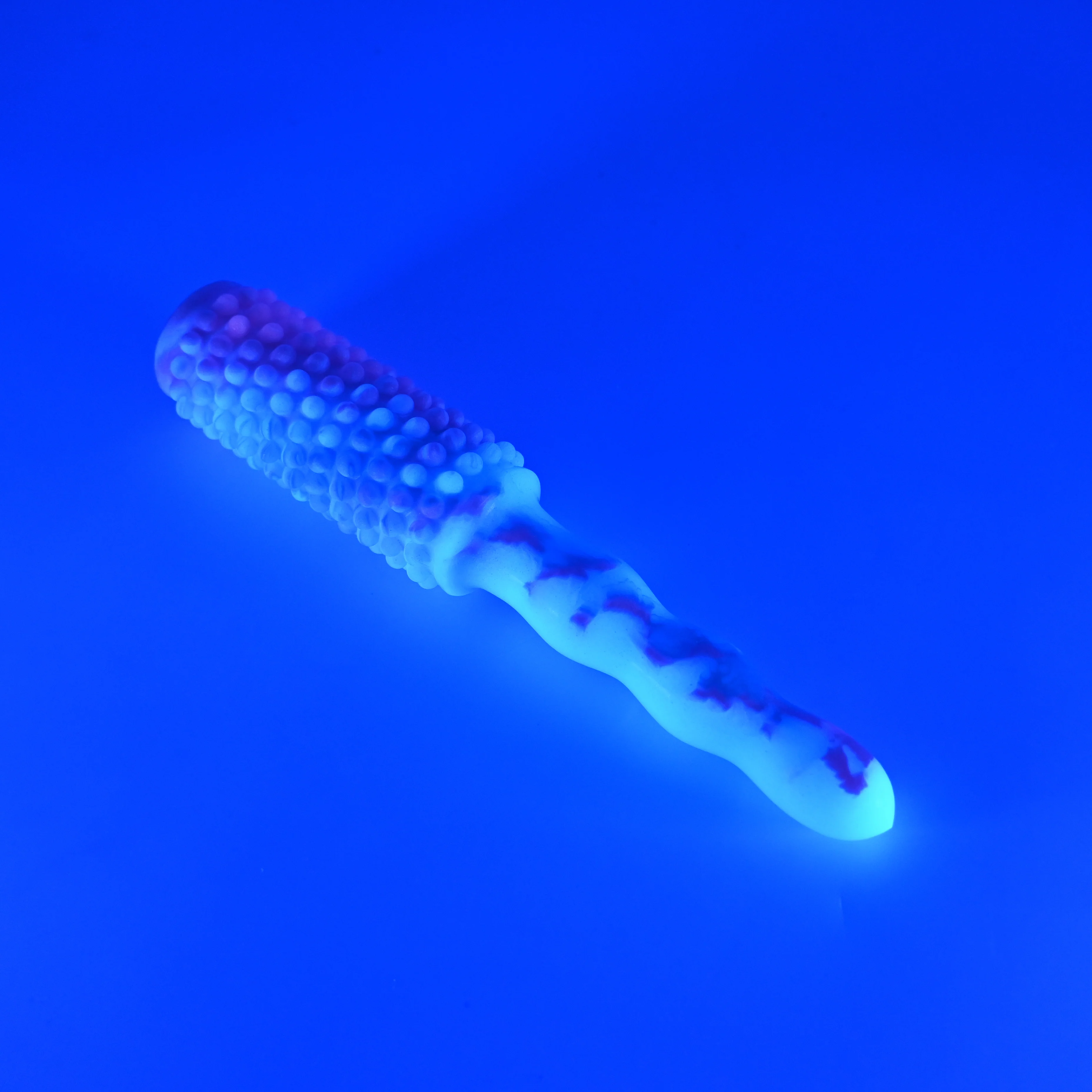 BCMJN26 Round Brush Contoured Handle 0050 UV GITD - Image 2