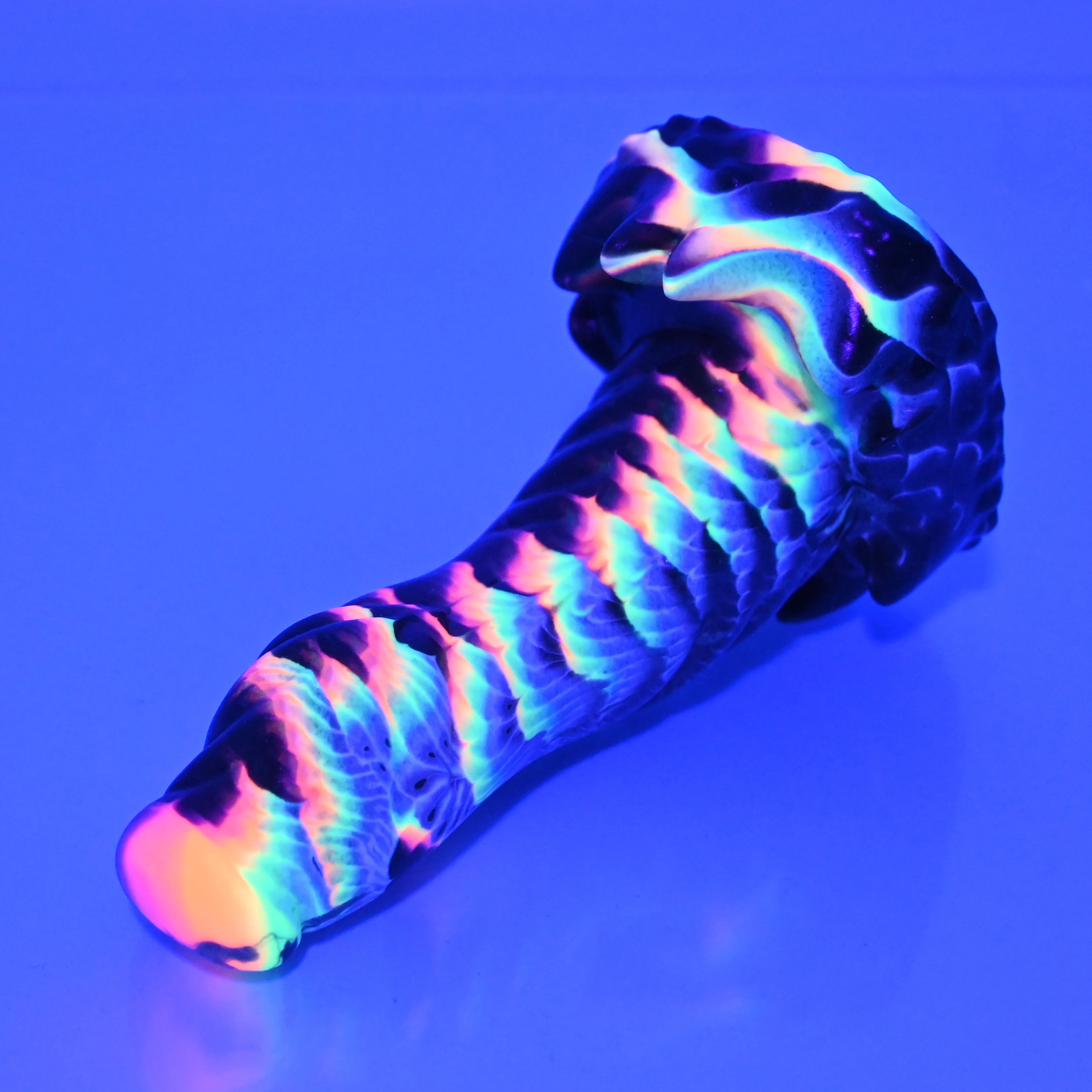 S1SAZ47 Snark Mini Soft UV GITD - Image 3