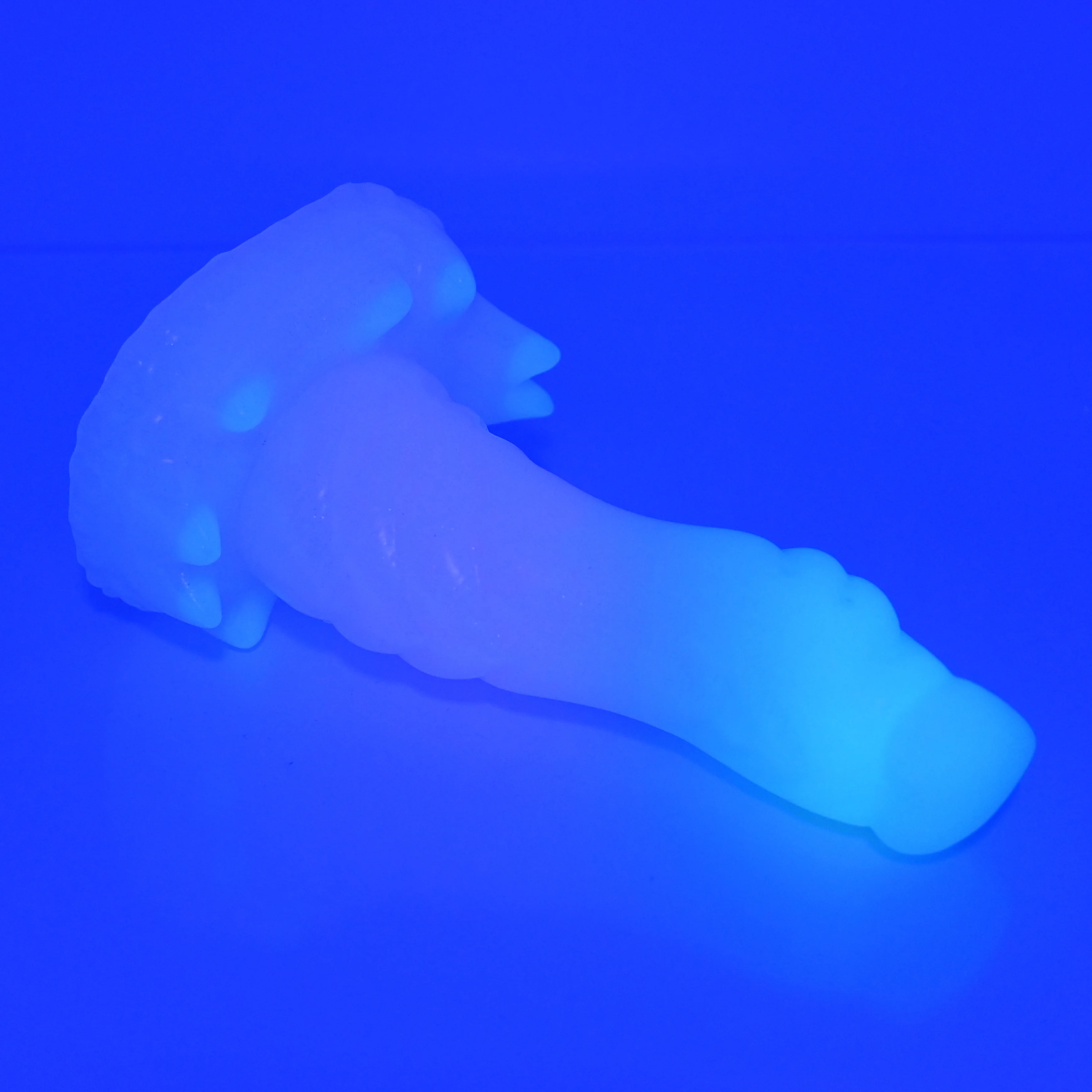 S2MAZ60 Snark Small Medium UV GITD - Image 3