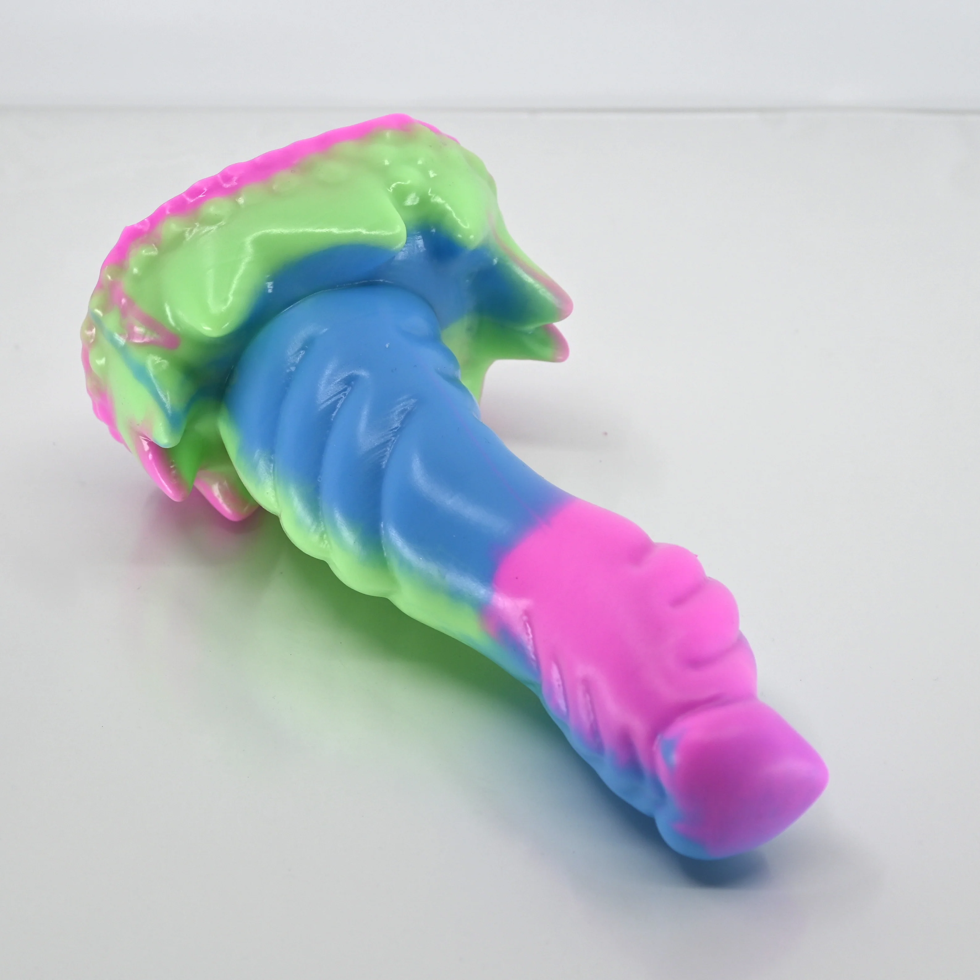 S2MBF94 Snark Small Medium UV GITD - Image 2