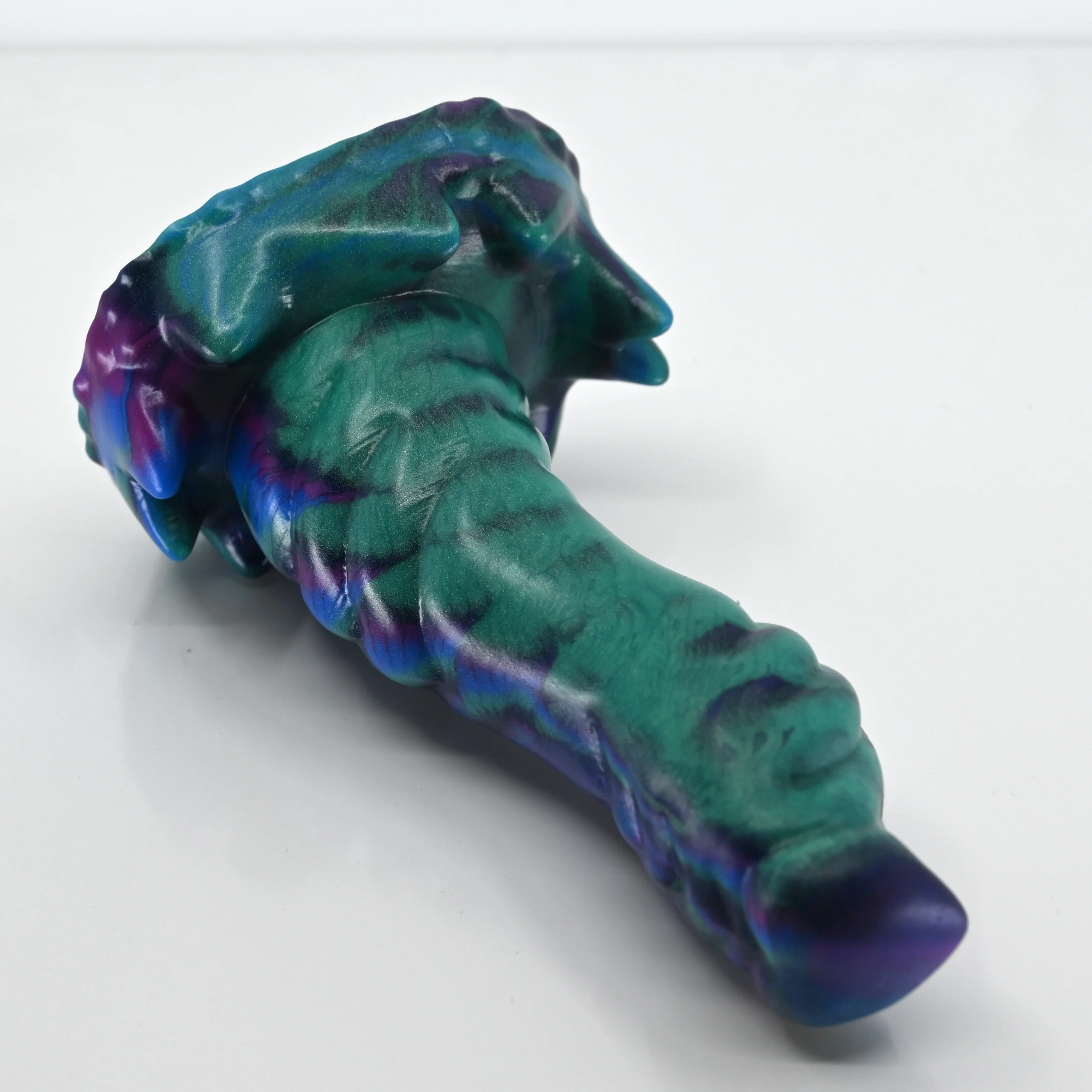 S2SBA89 Snark Small Soft UV GITD - Image 2