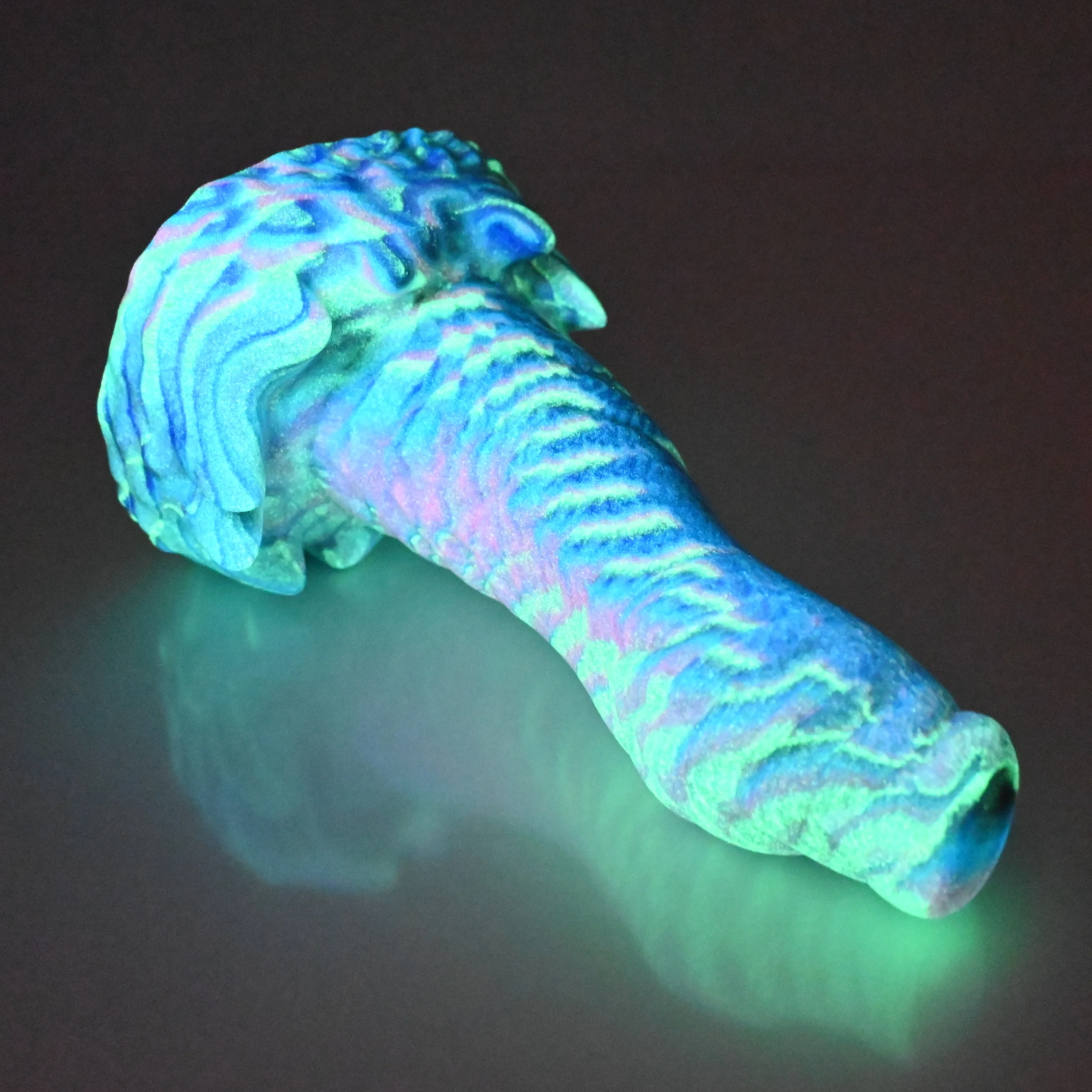 S3MBB86 Snark Medium Medium GITD - Image 3