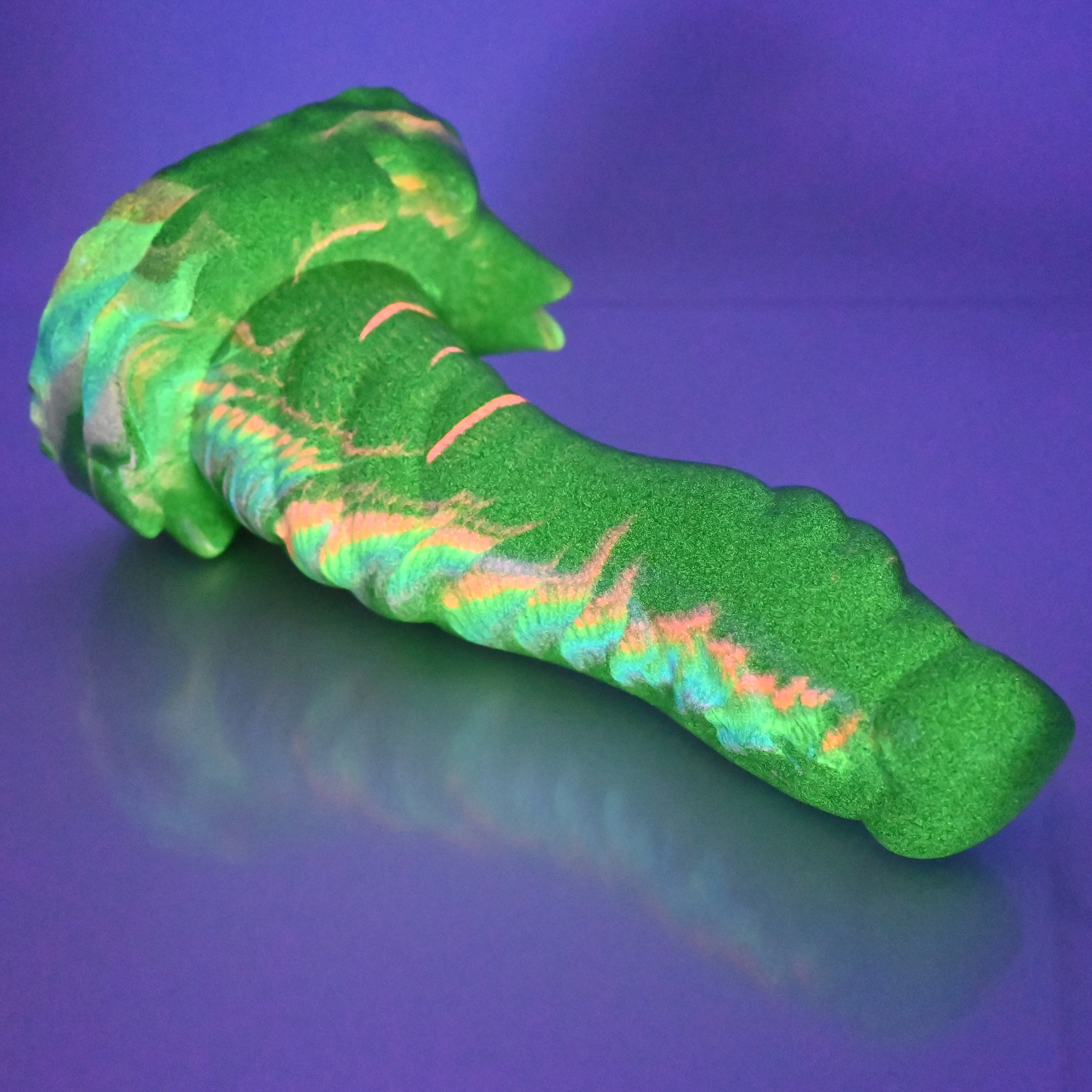 S4SAZ51 Snark Large Soft UV GITD - Image 5