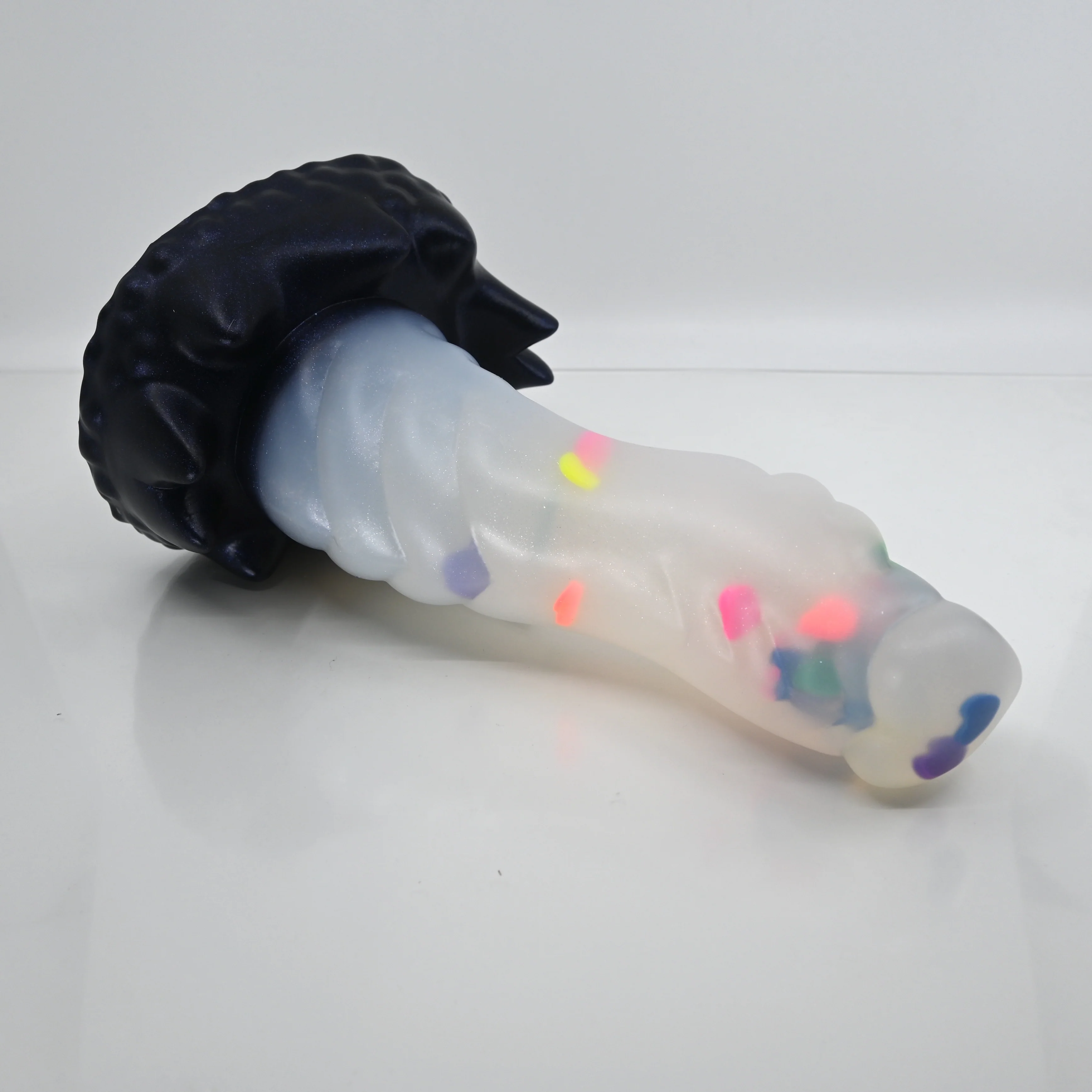 S4TCR67 Snark Large NC 0031 UV GITD