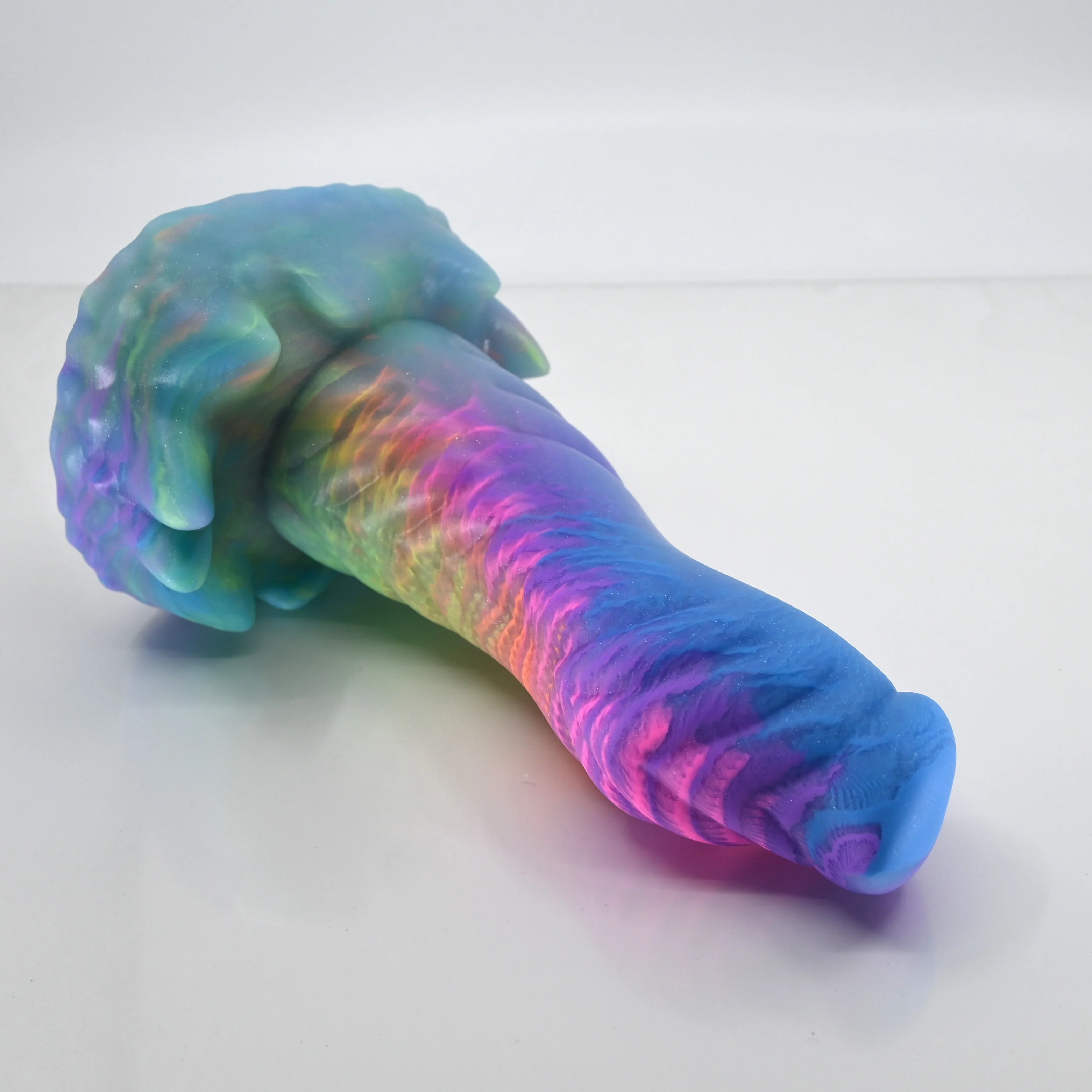S3SBM96 Snark Medium 0030 UV GITD