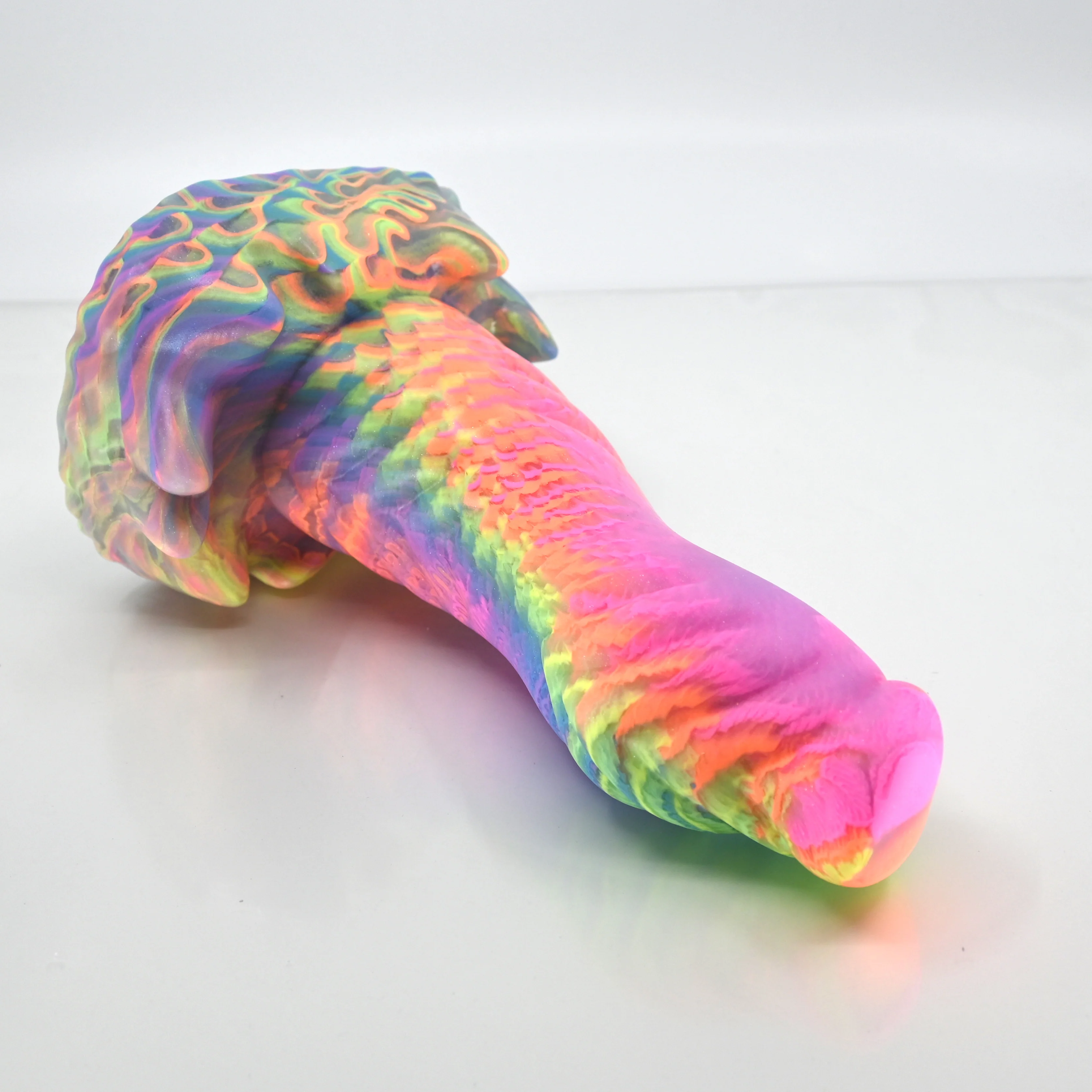 S3SBL70 Snark Medium 0030 UV GITD