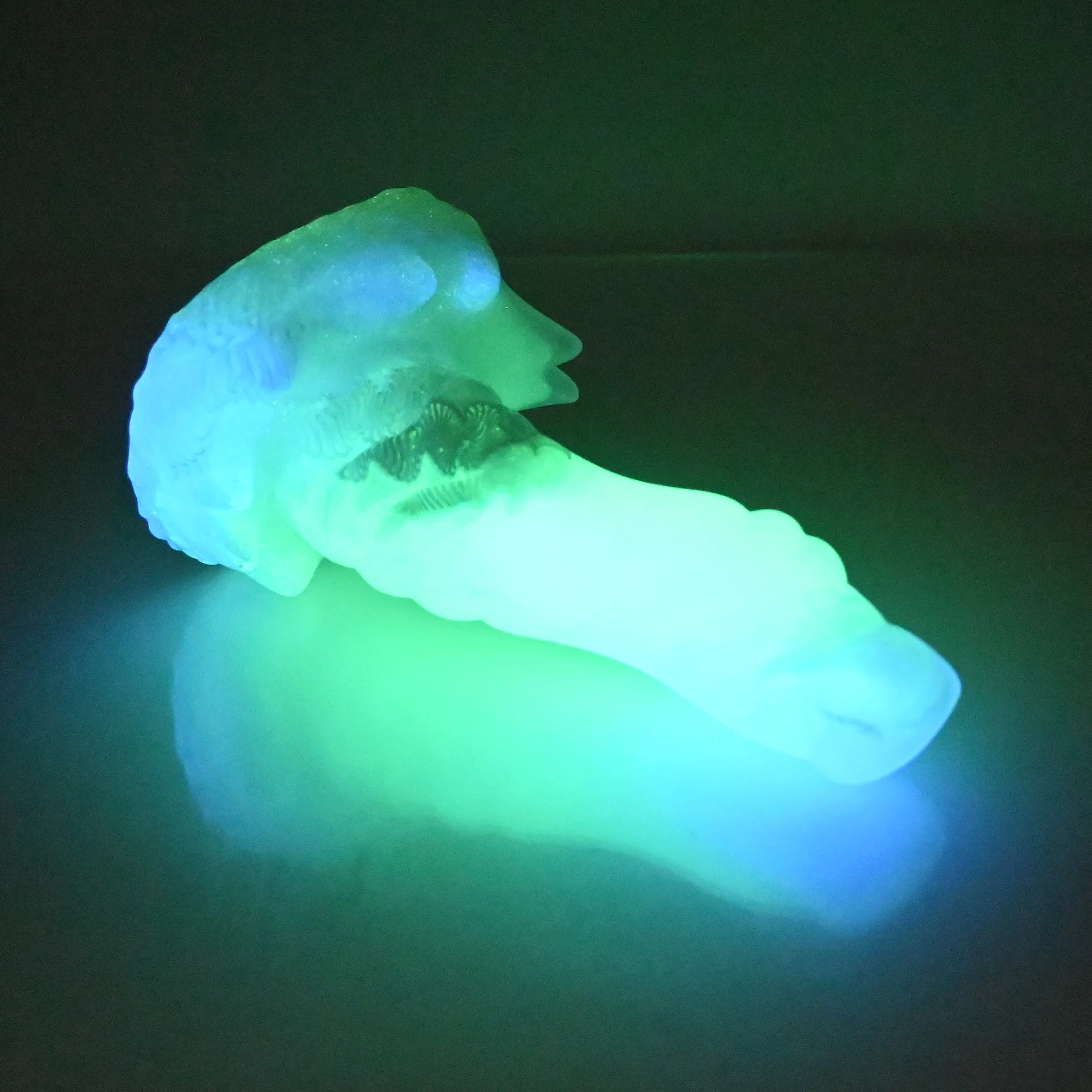 S2TCH07 Snark Small NC 0031 UV GITD - Image 4