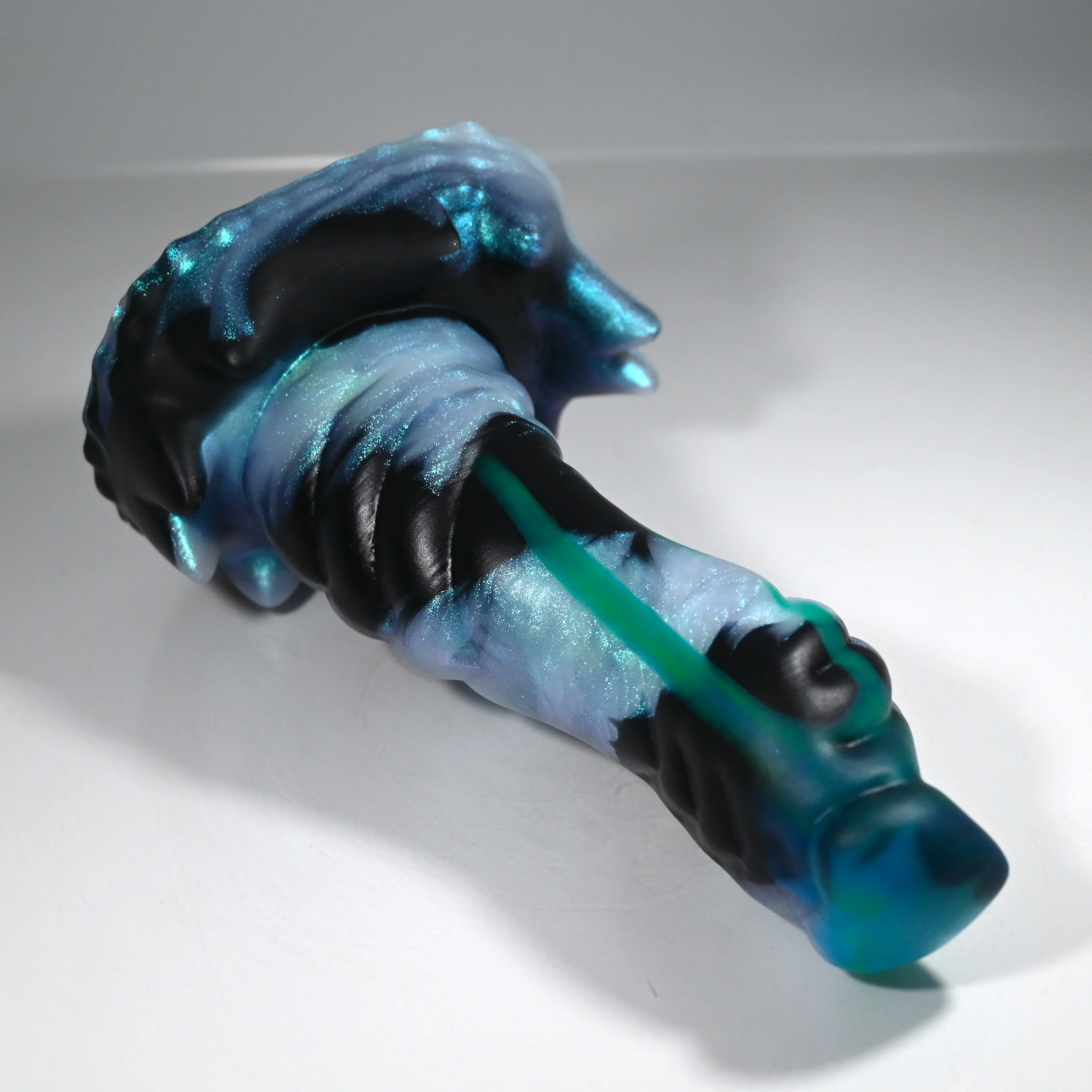 S2SEG88 Snark Small 0030 UV GITD CS - Image 2
