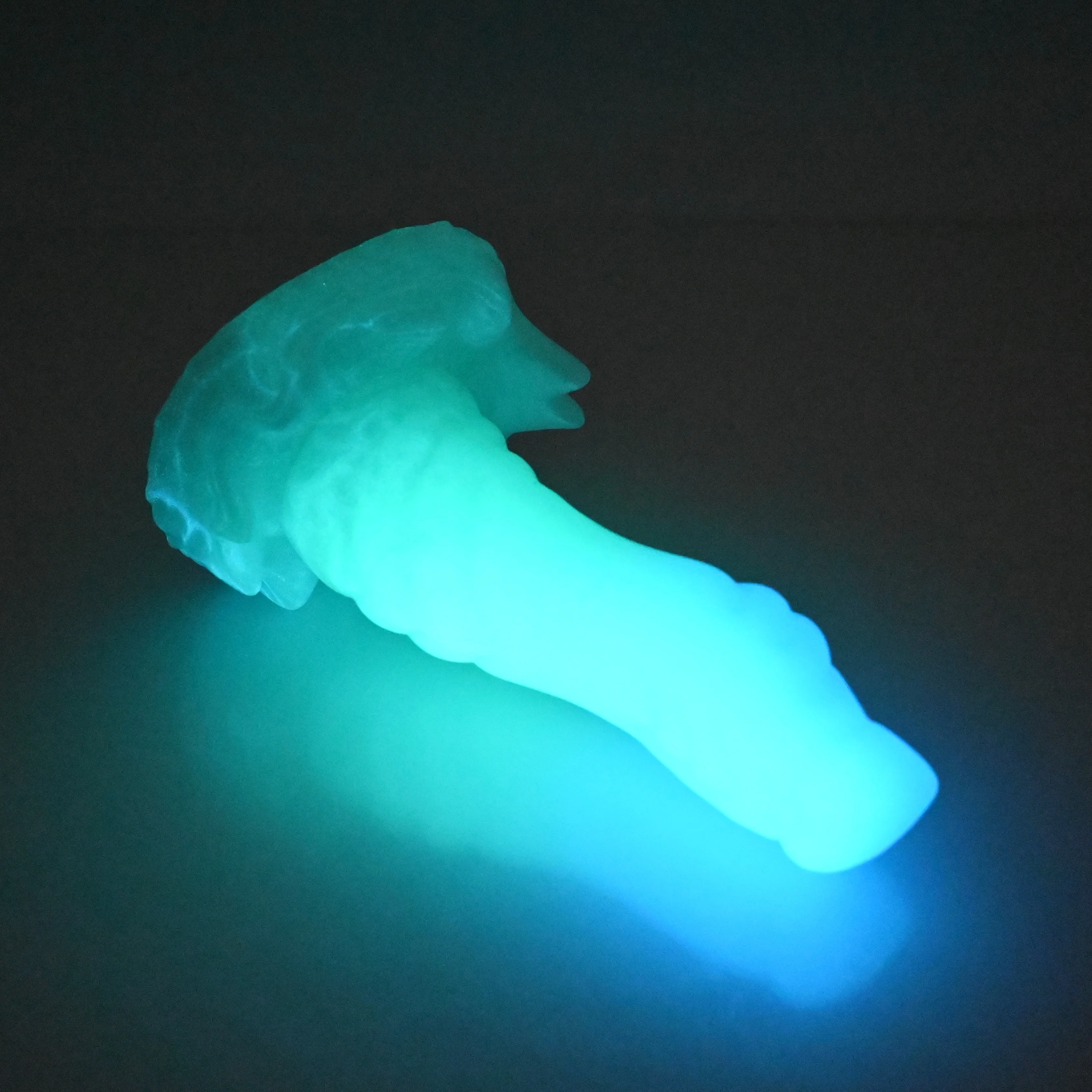 S2MFC76 Snark Small 0050 UV GITD - Image 4