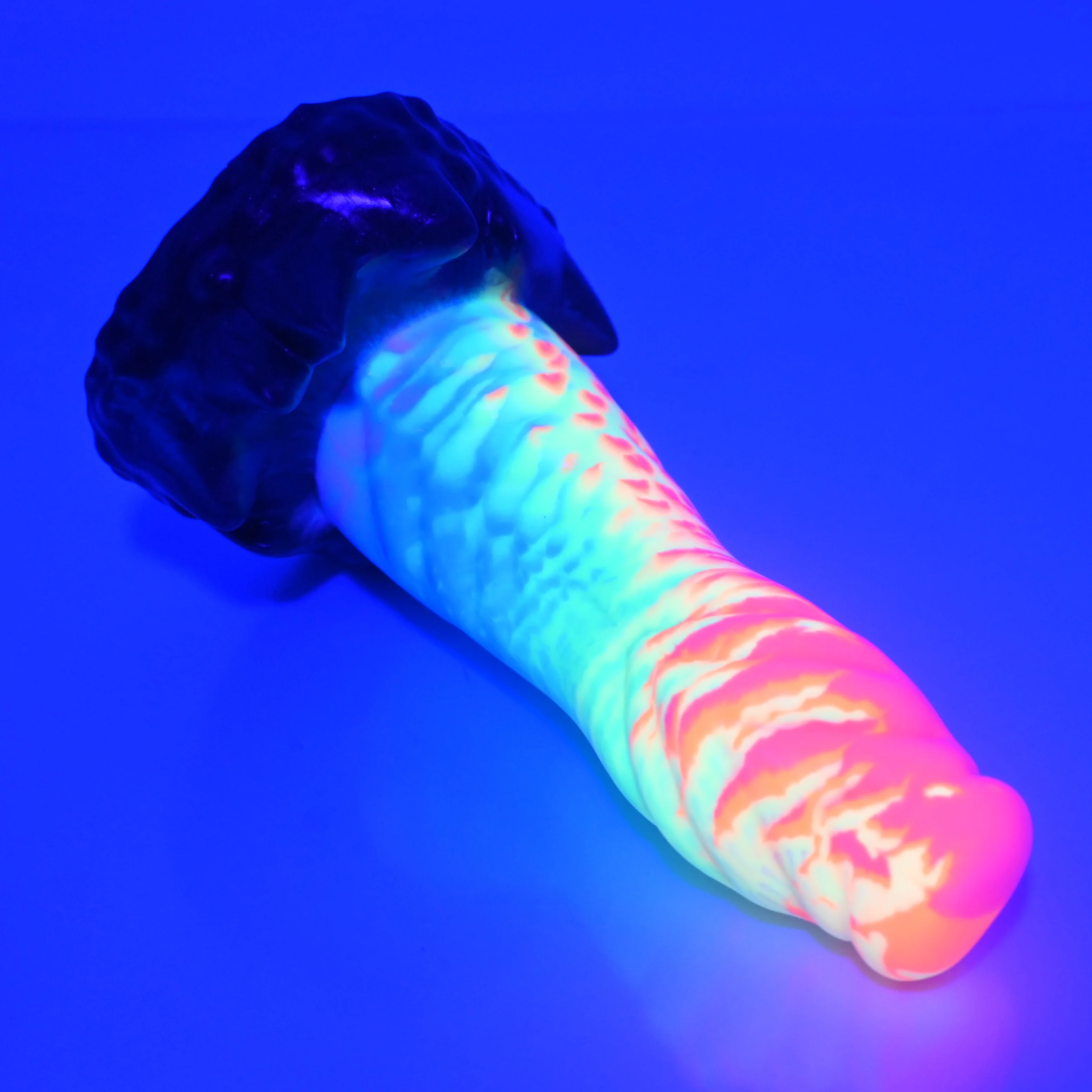 S2MBJ31 Snark Small Medium UV GITD - Image 3