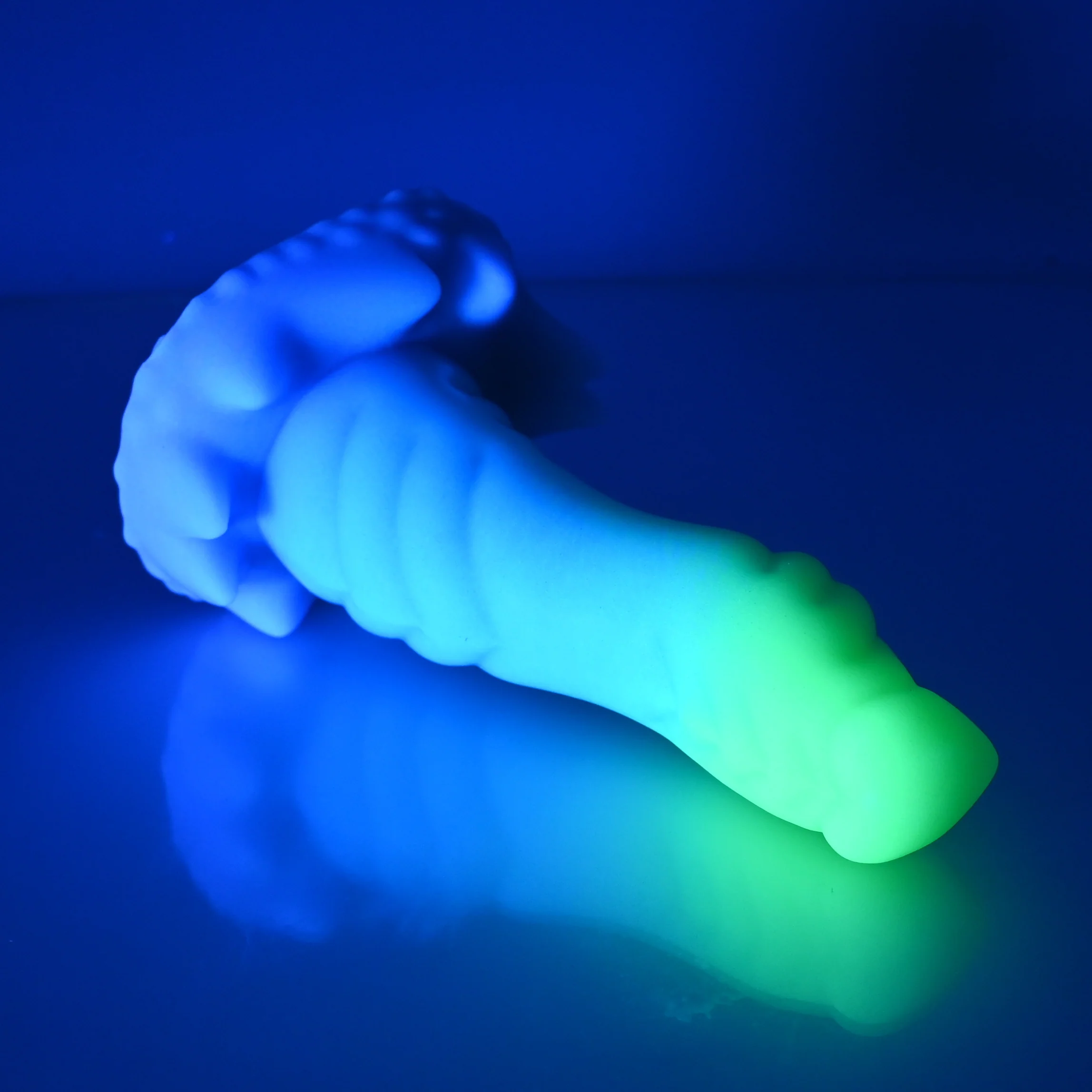 S2SCE08 Snark Small 0030 UV GITD - Image 3
