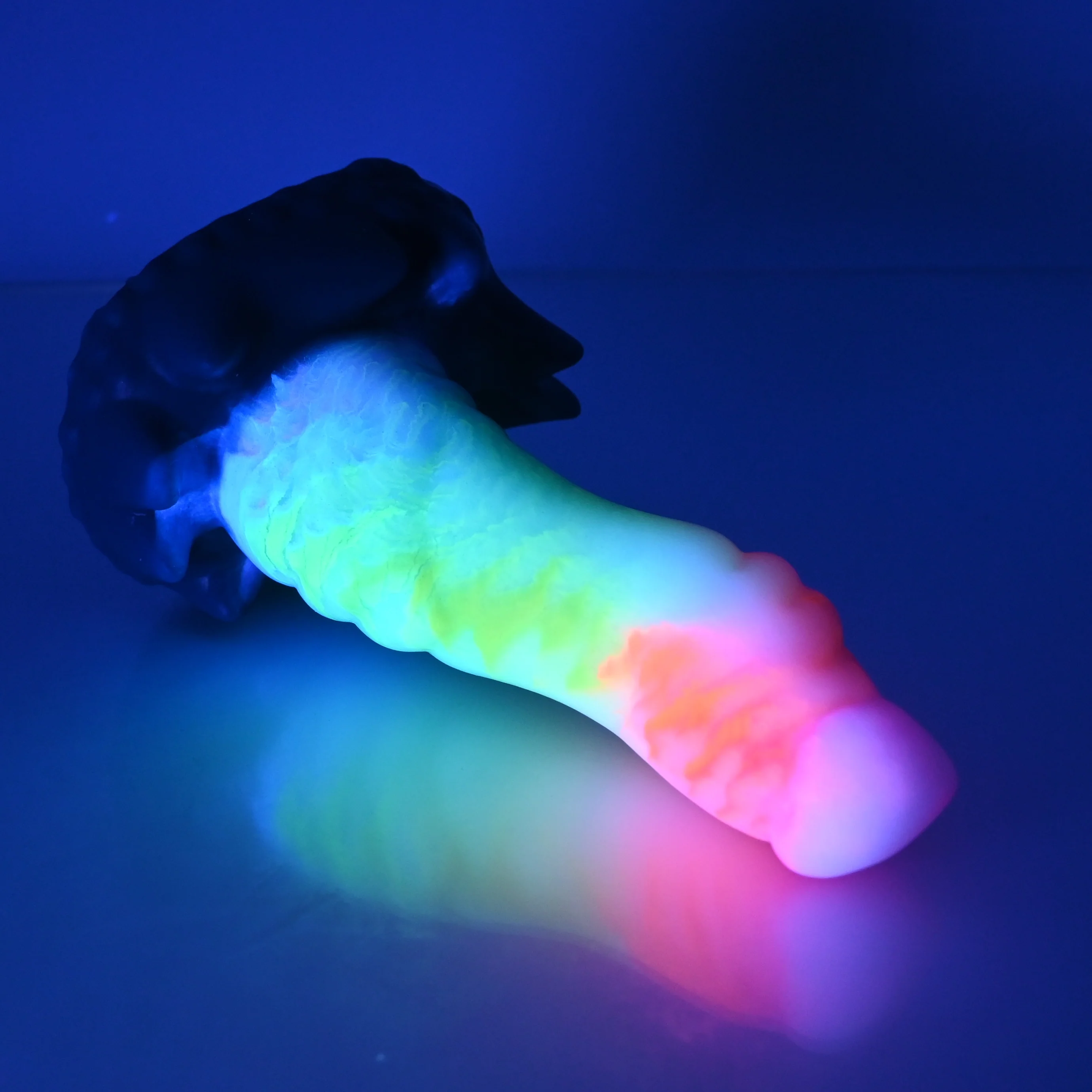 S2SCF59 Snark Small 0030 UV GITD - Image 3