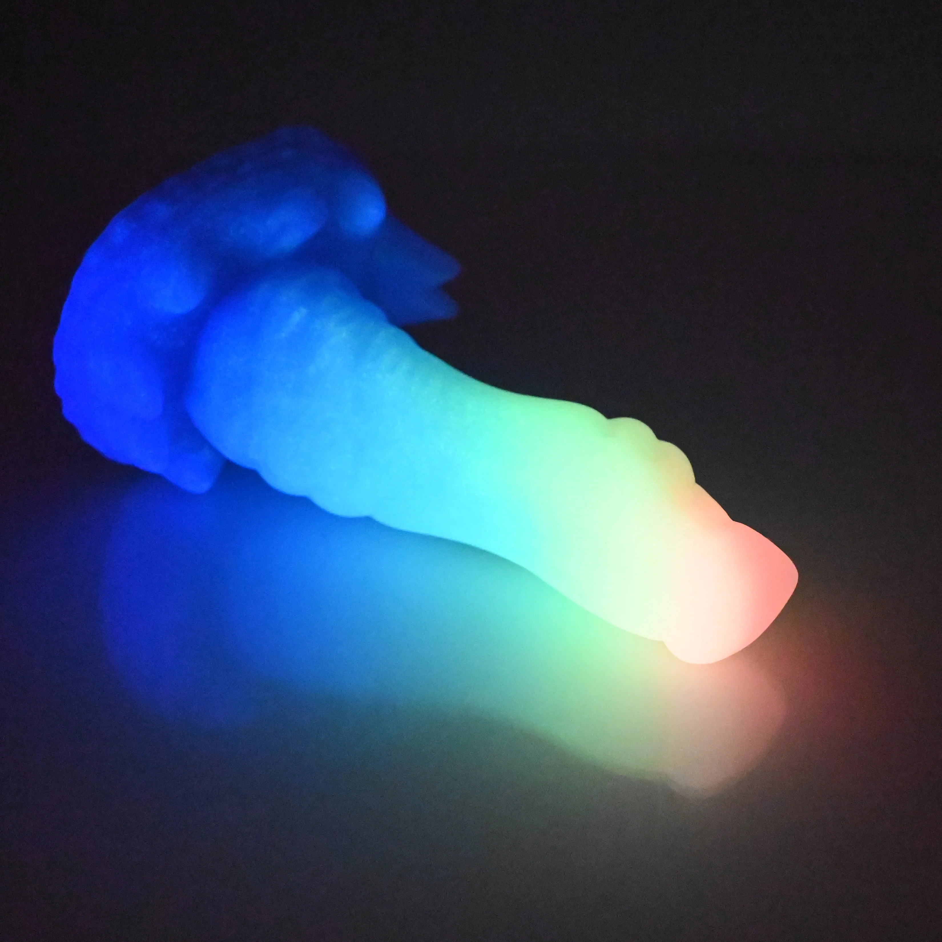 S2MCM78 Snark Small 0050 UV GITD - Image 4