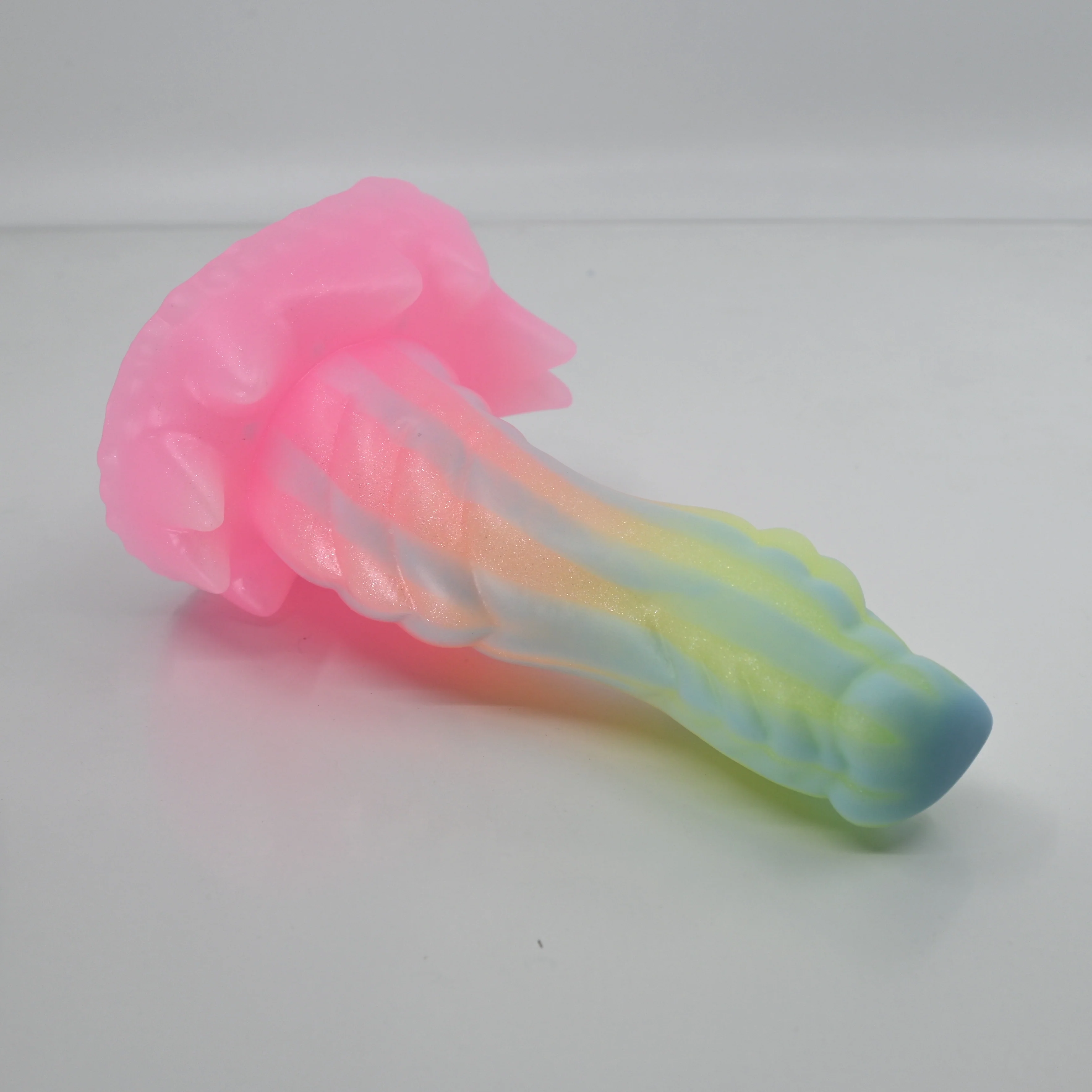 S2SCR71 Snark Small 0030 UV GITD - Image 2