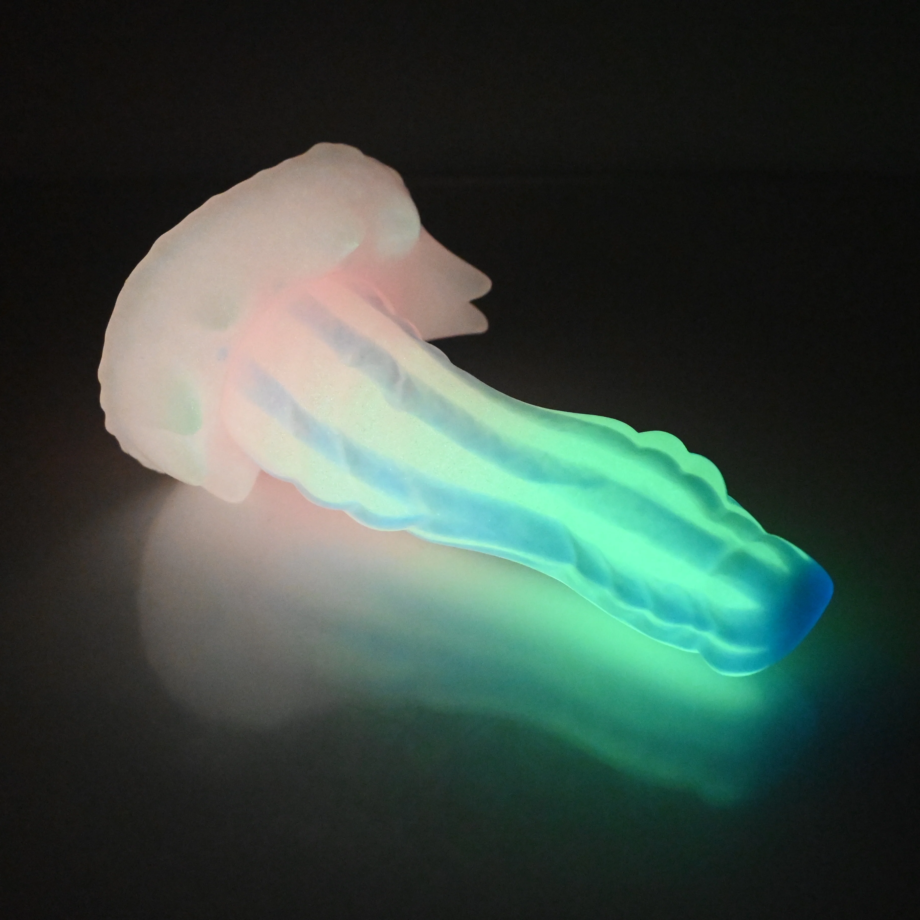 S2SCR71 Snark Small 0030 UV GITD - Image 4