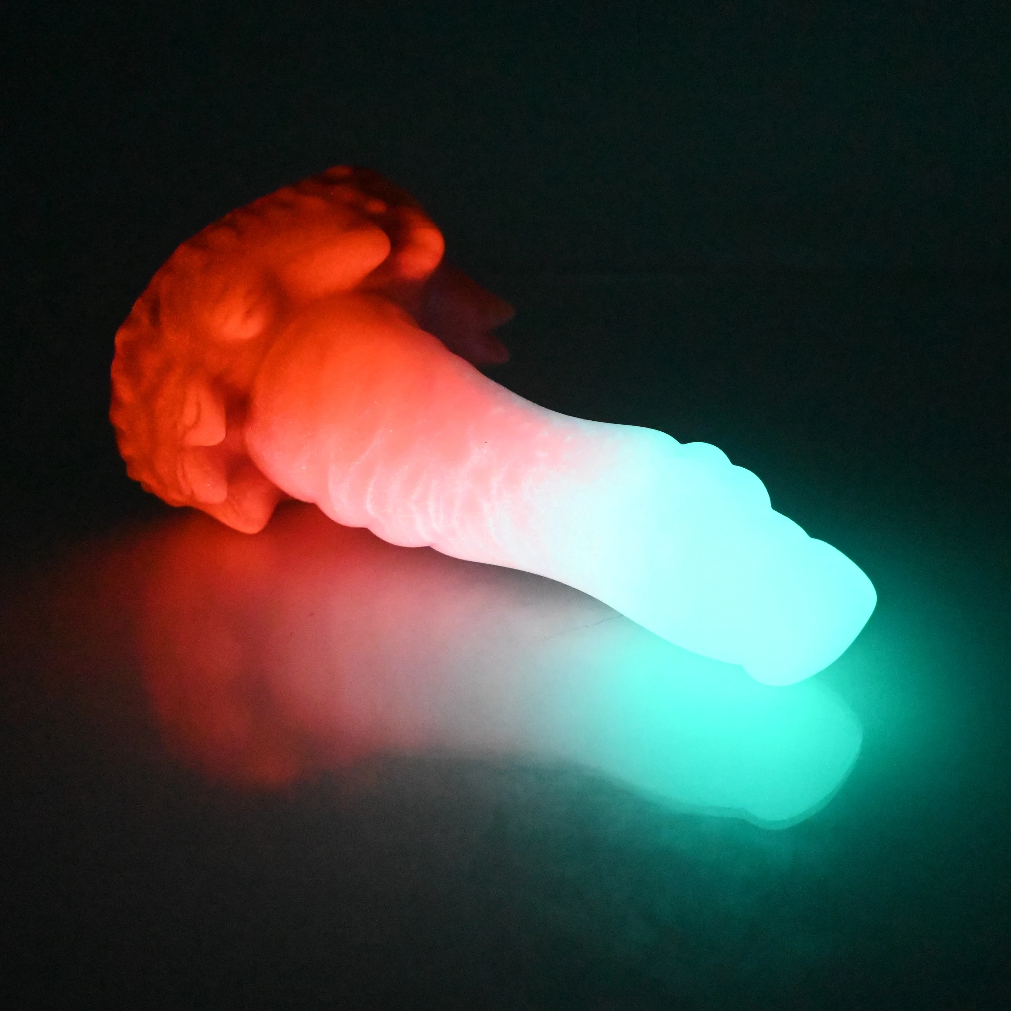 S2MCU32 Snark Small 0050 UV GITD - Image 4