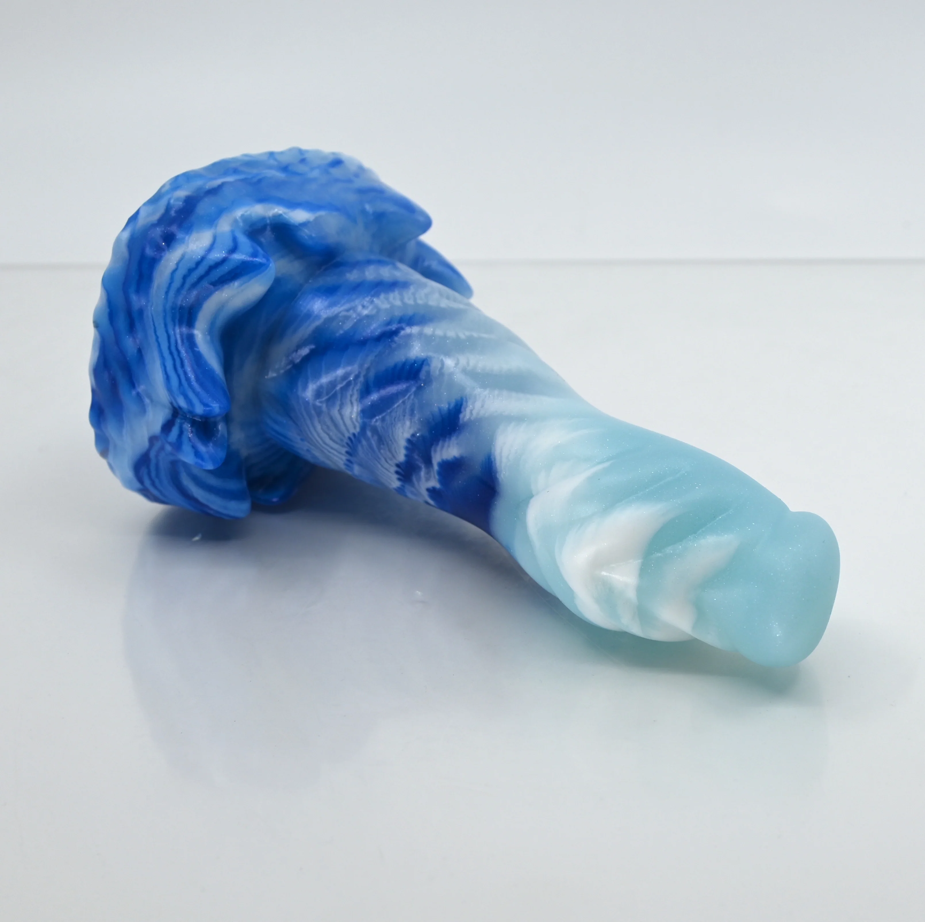 S2SDB77 Snark Small 0030 UV GITD