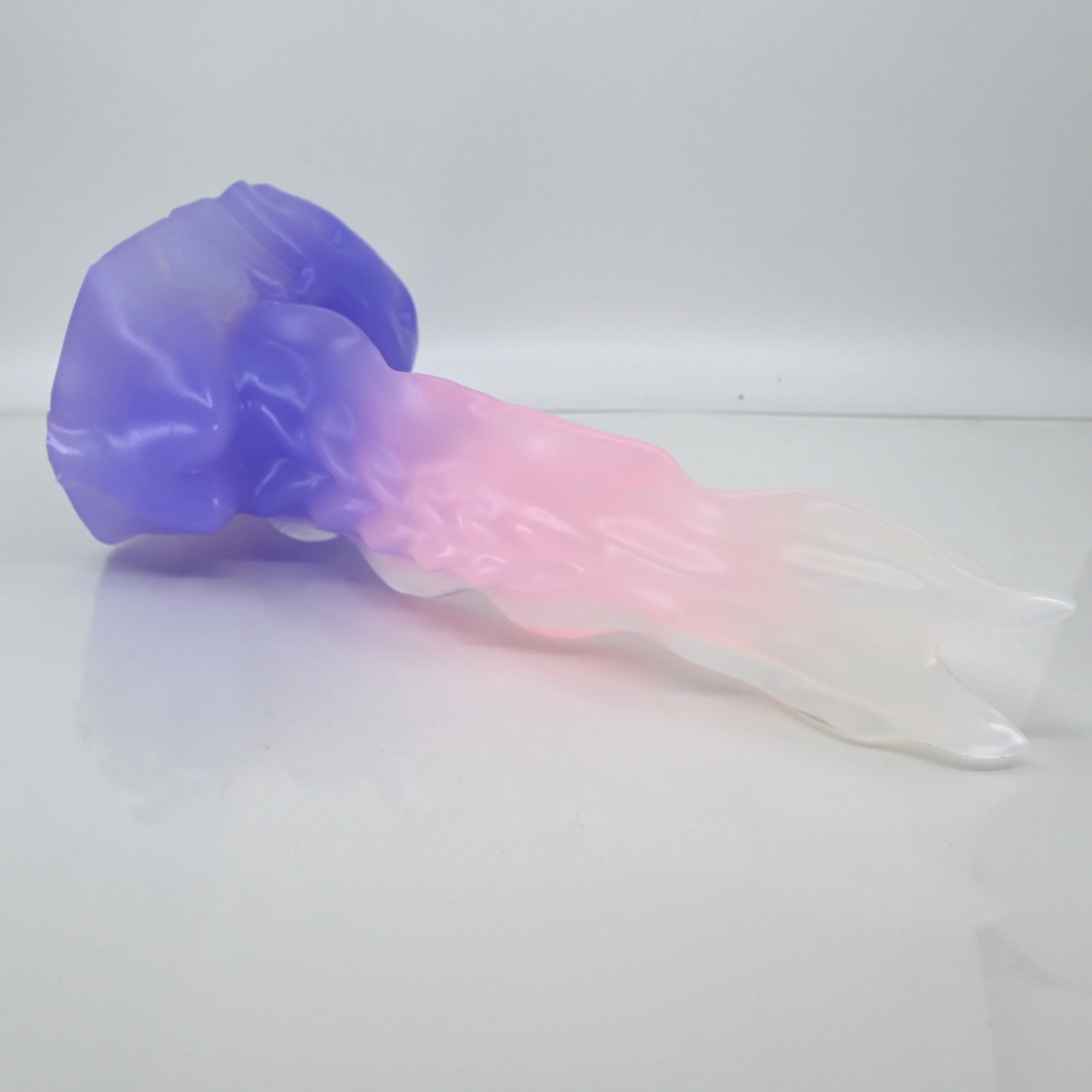 V4NCE58 Snark's Maw Large NC 0045 UV - Image 2