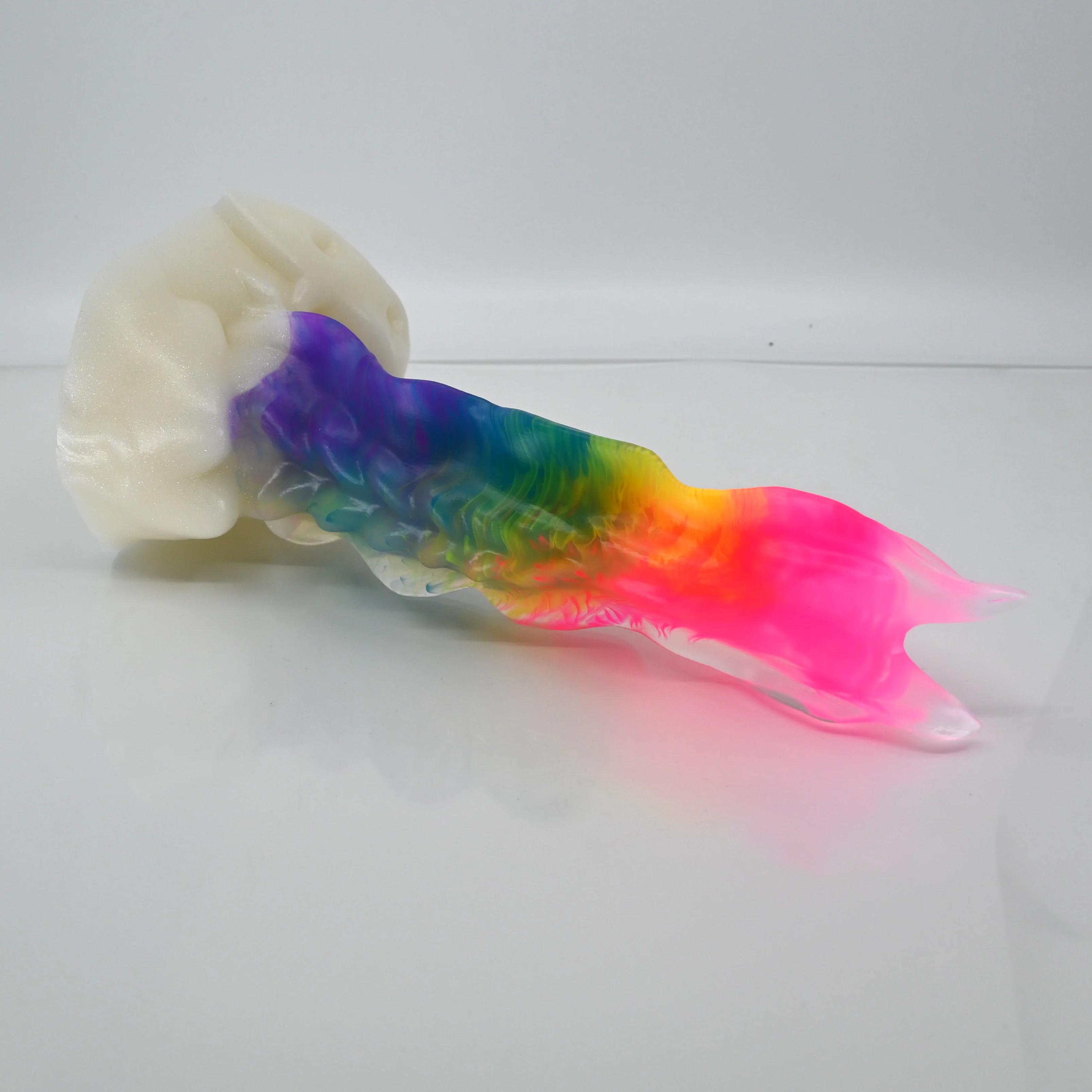 V3TCE48 Snark's Maw Medium NC 0031 UV GITD - Image 2