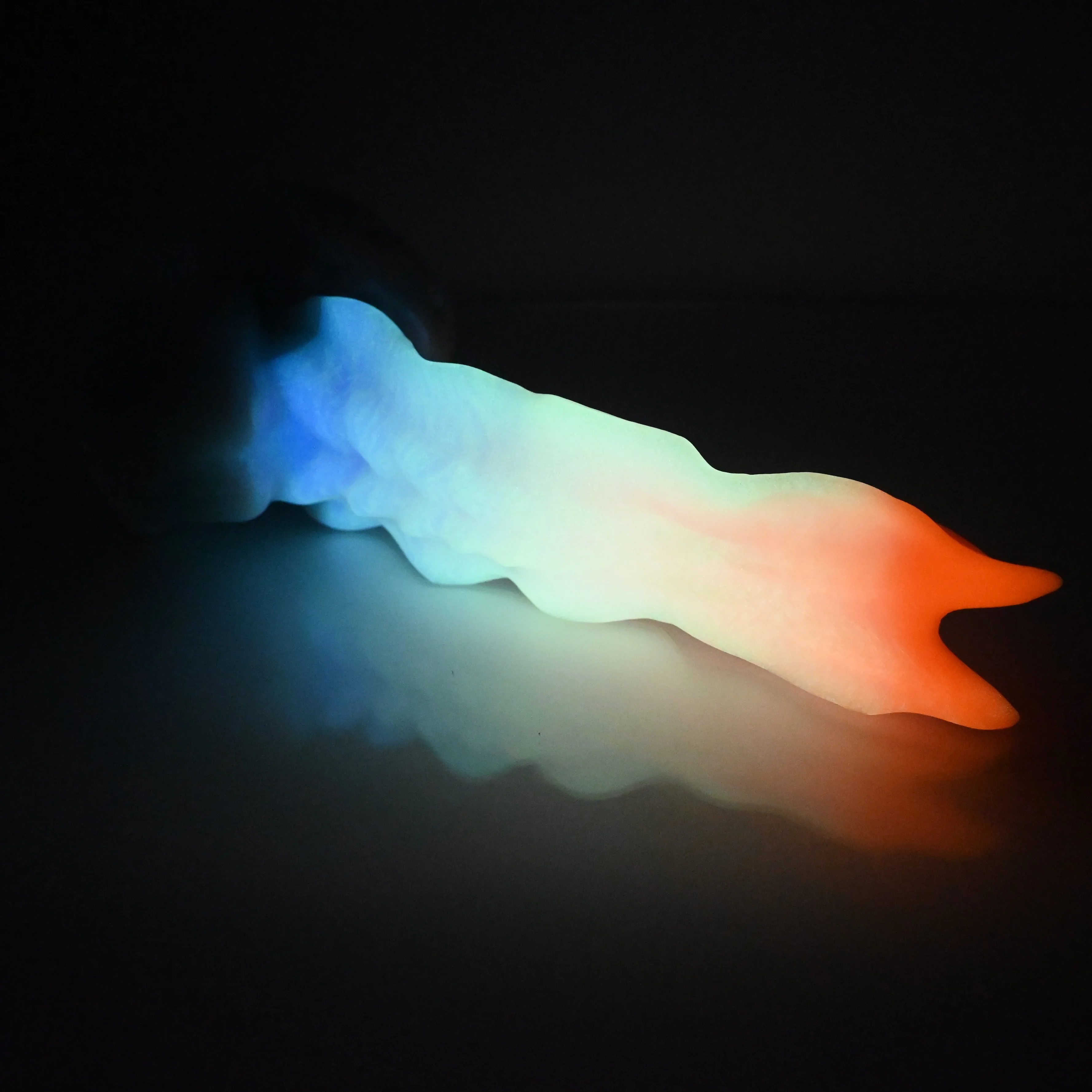 V3MCK03 Snark's Maw Medium 0050 UV GITD - Image 4
