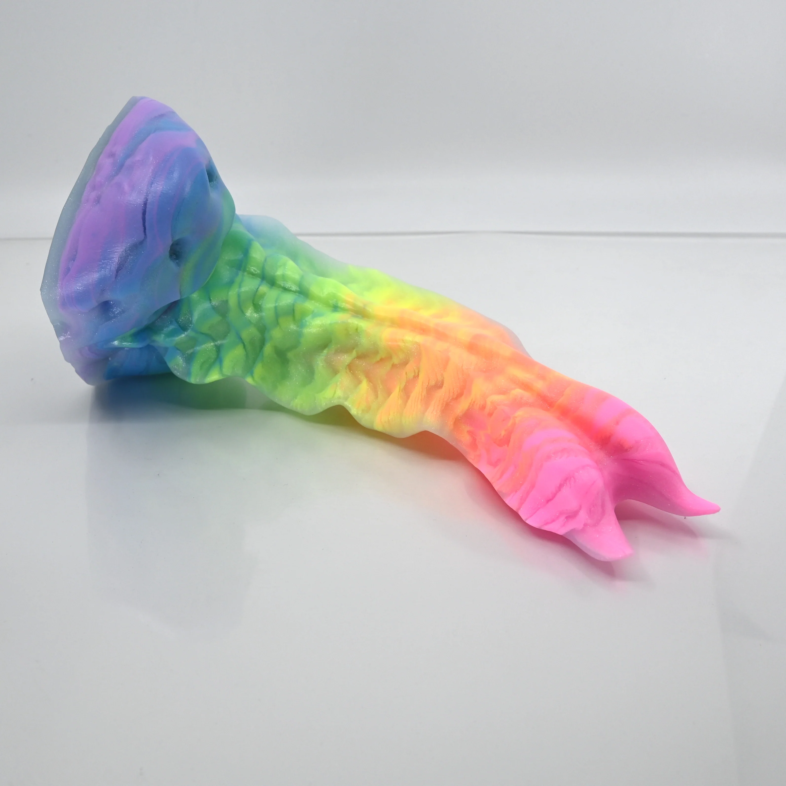 V3SCL41 Snark's Maw Medium 0030 UV GITD