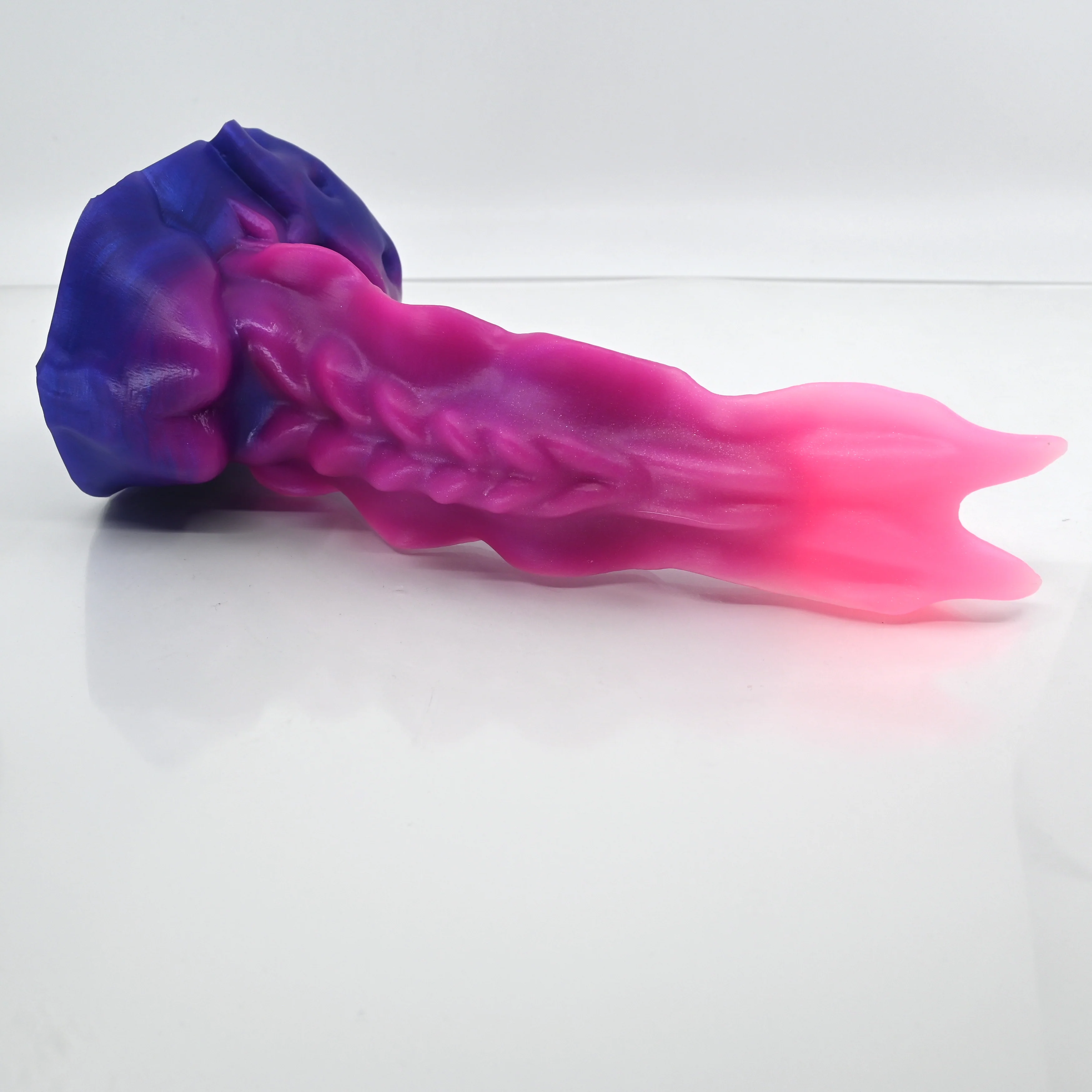 V3SCP36 Snark's Maw Medium 0030 UV GITD - Image 4