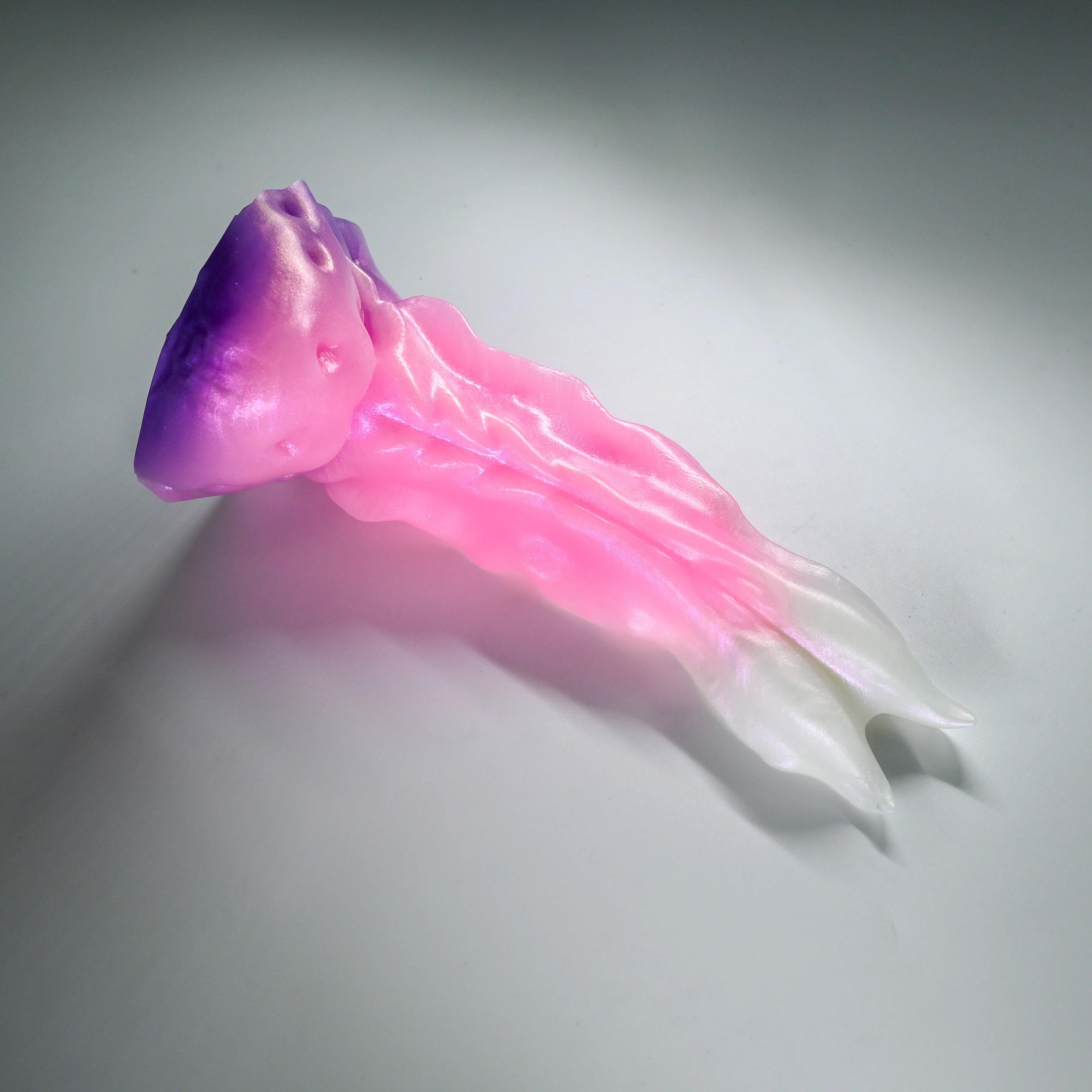 V3SHX52 Snark's Maw Medium 0030 UV CS
