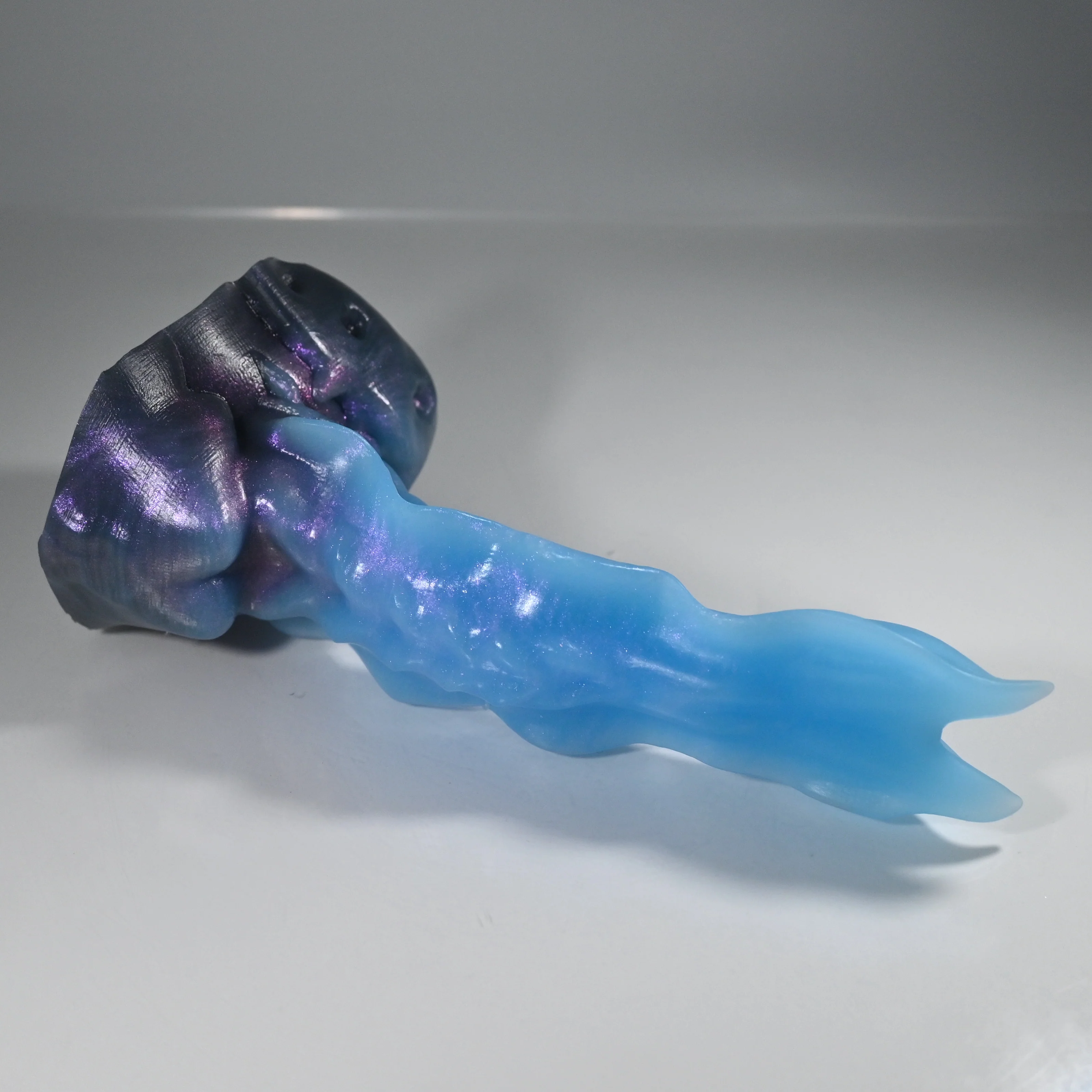 V1XDP87 Snark's Maw Mini 0020 UV GITD CS - Image 2