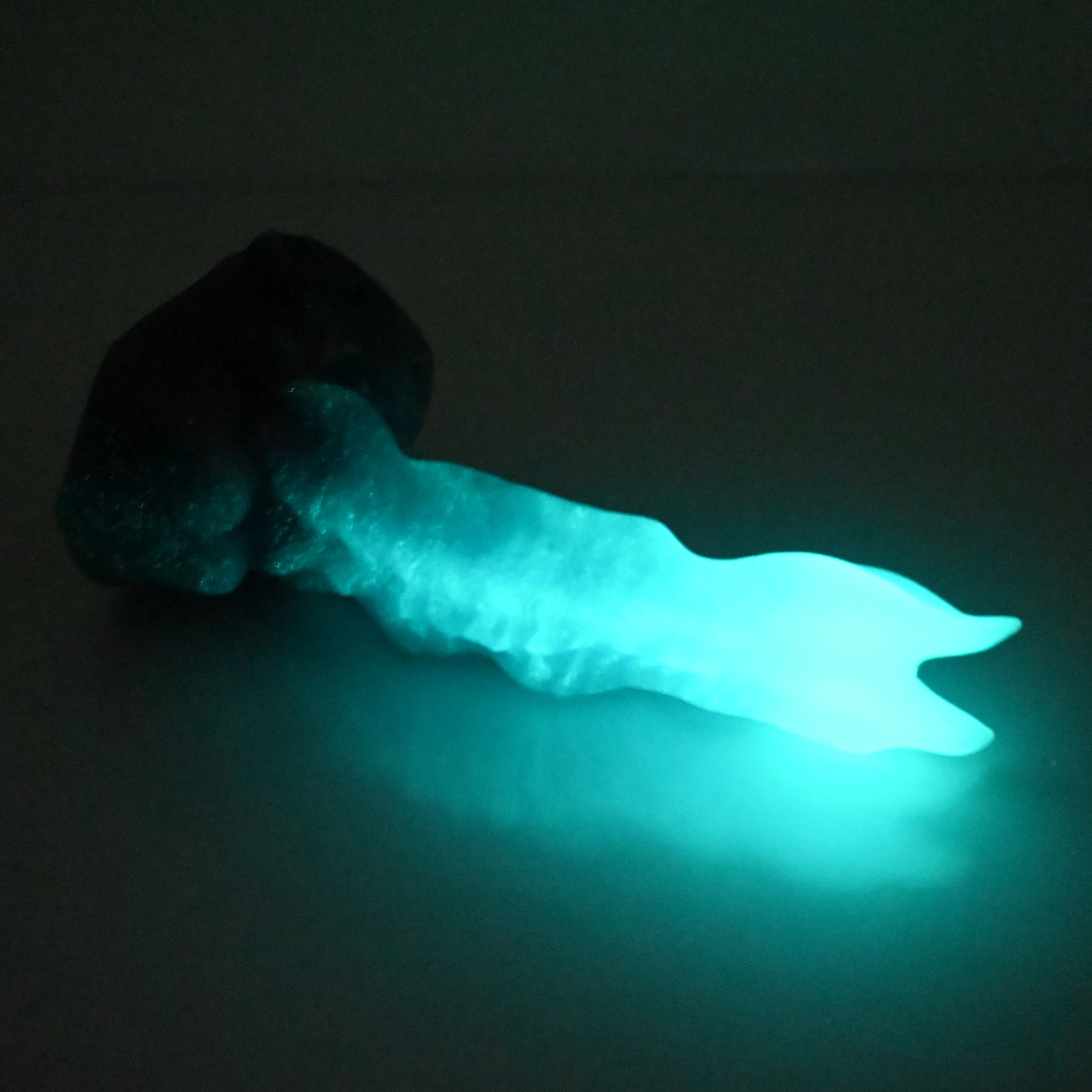 V1XDP87 Snark's Maw Mini 0020 UV GITD CS - Image 4