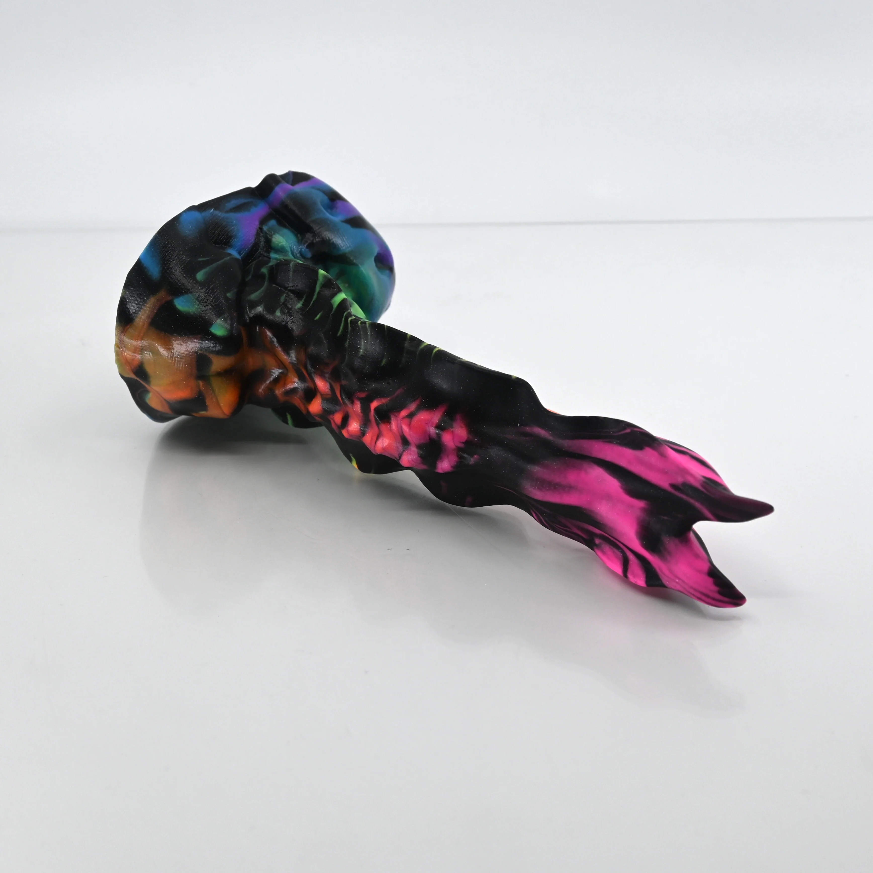 V1SCT32 Snark's Maw Mini 0030 UV GITD - Image 2