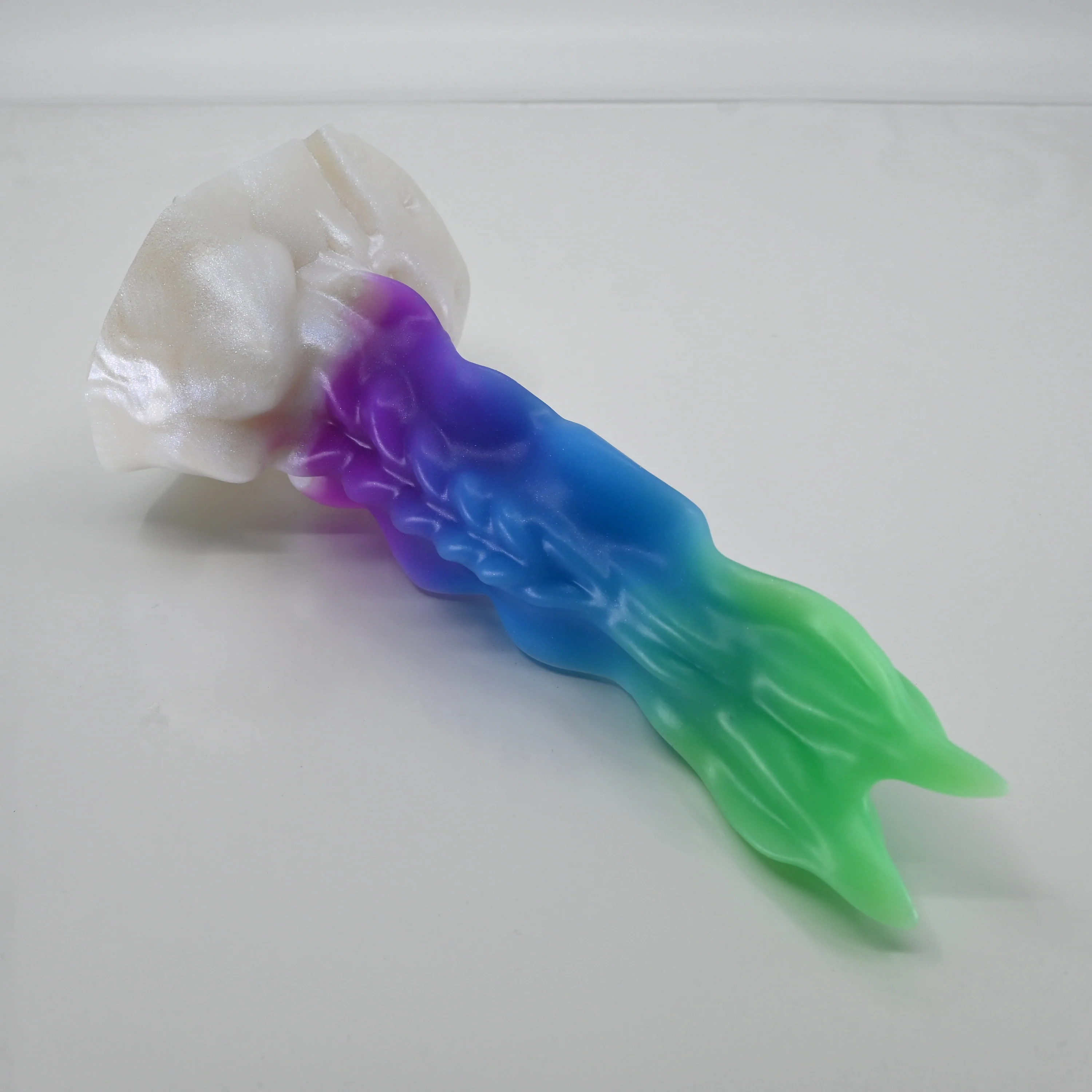 Snark's Maw Small Medium UV GITD - Image 2